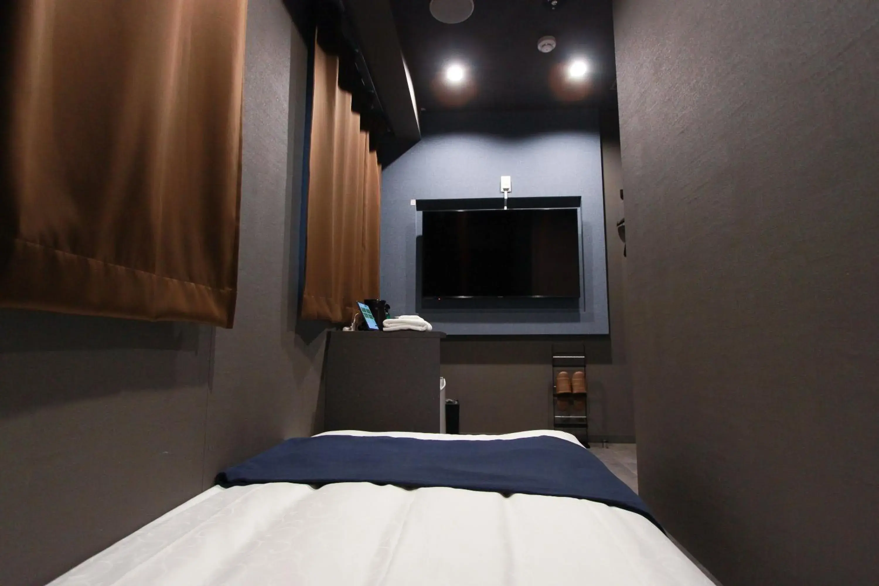 Single Room with Shower - single occupancy in Epoch inn Nakasu Single Room with Shower - single occupancy in Epoch inn Nakasu