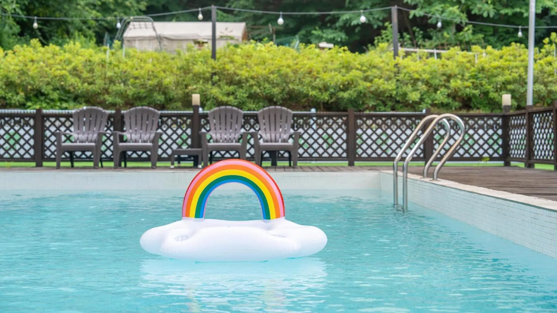 Property building in Gapyeong Dangdangi Pet Poolvilla Blue