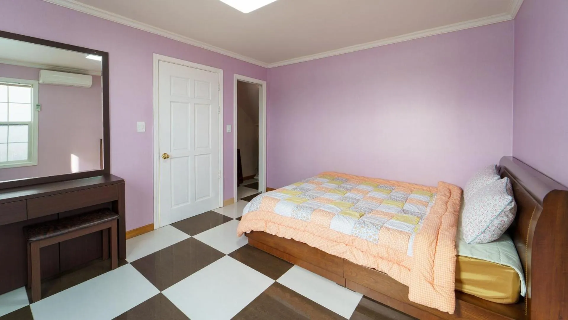 Property building, Bed in Daebudo Fullhouse Pension