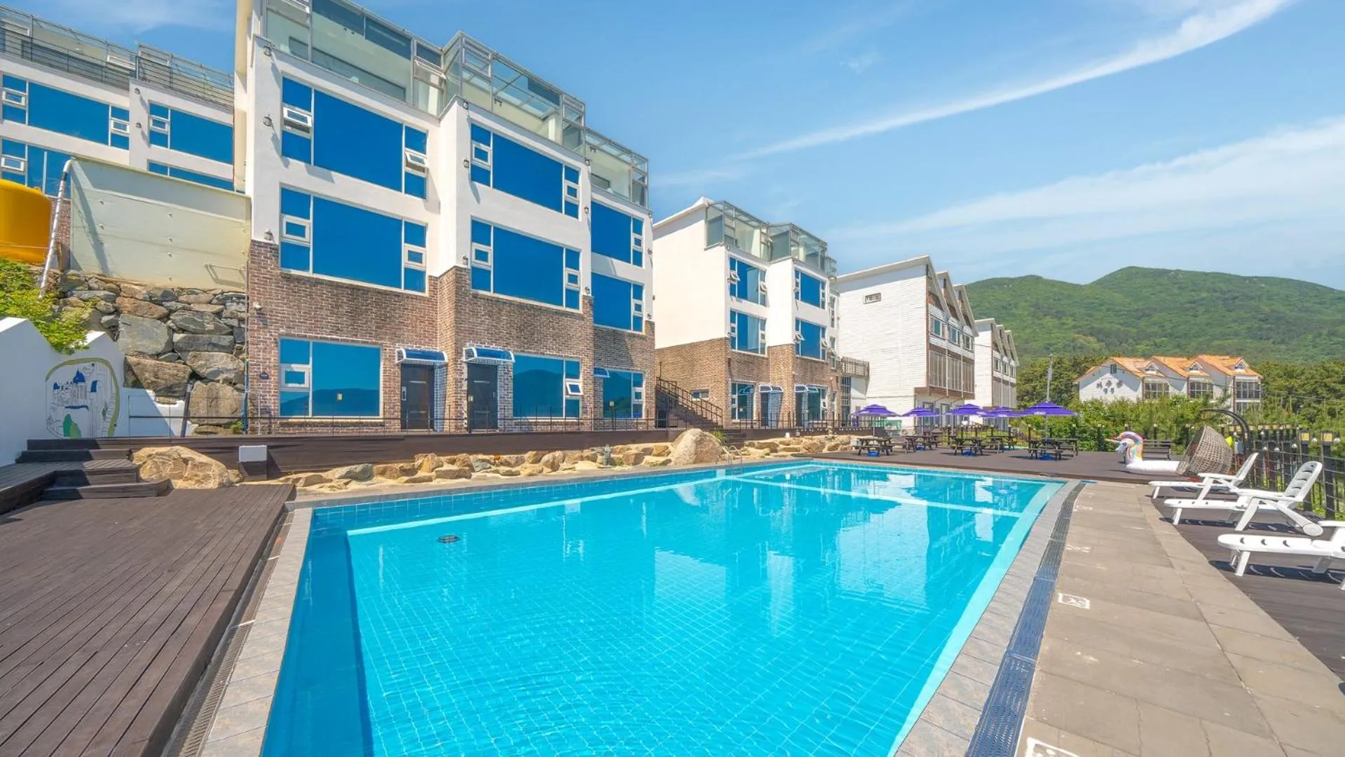 Geoje Badageurigo Pension