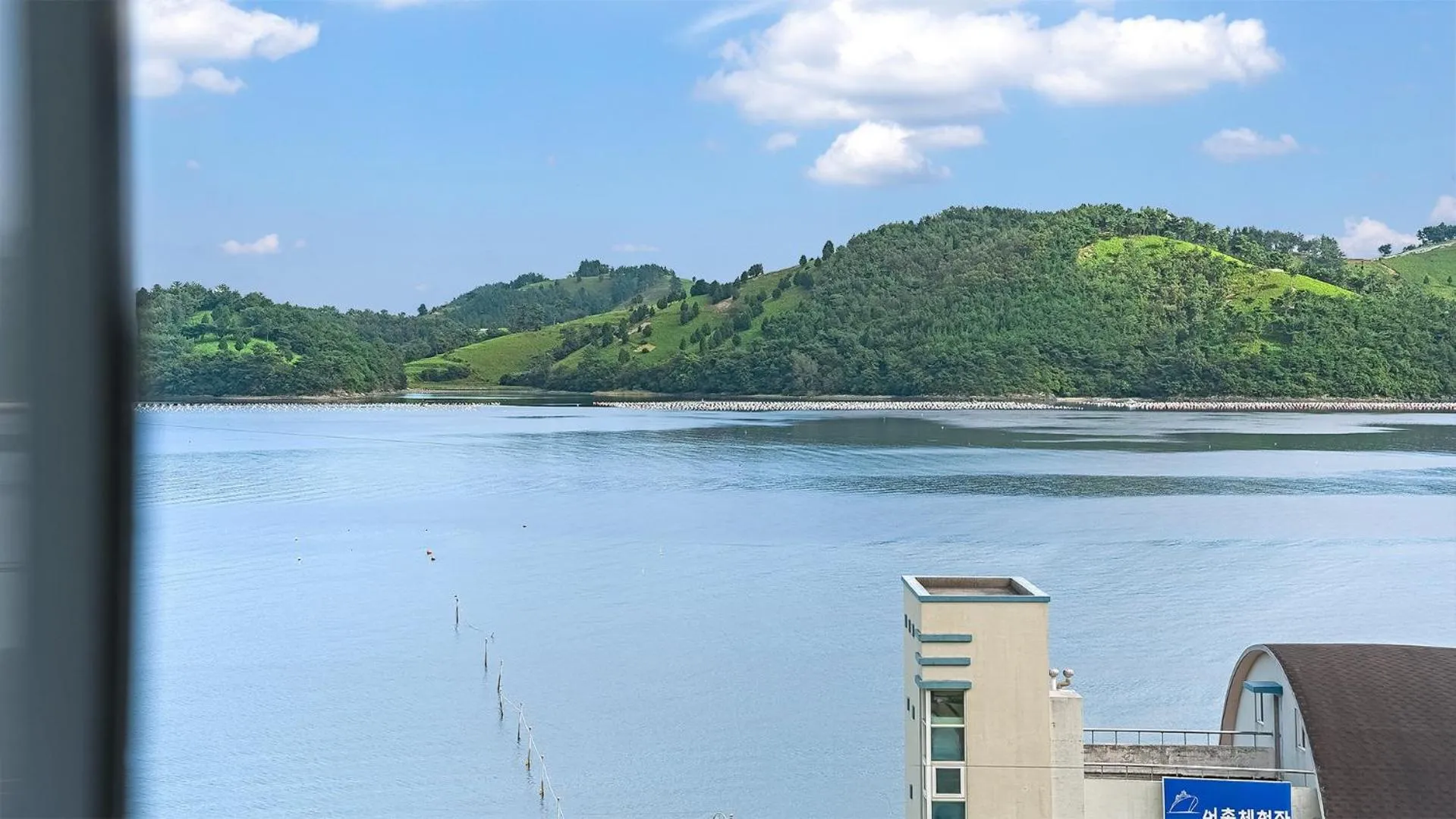 Property building in Namhae Four Seasons Pet-Friendly Pension