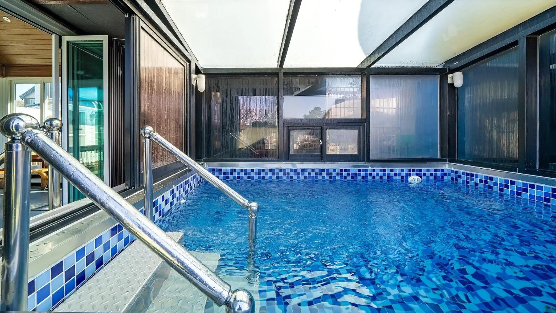 Property building in Daebudo olive Poolvilla pension