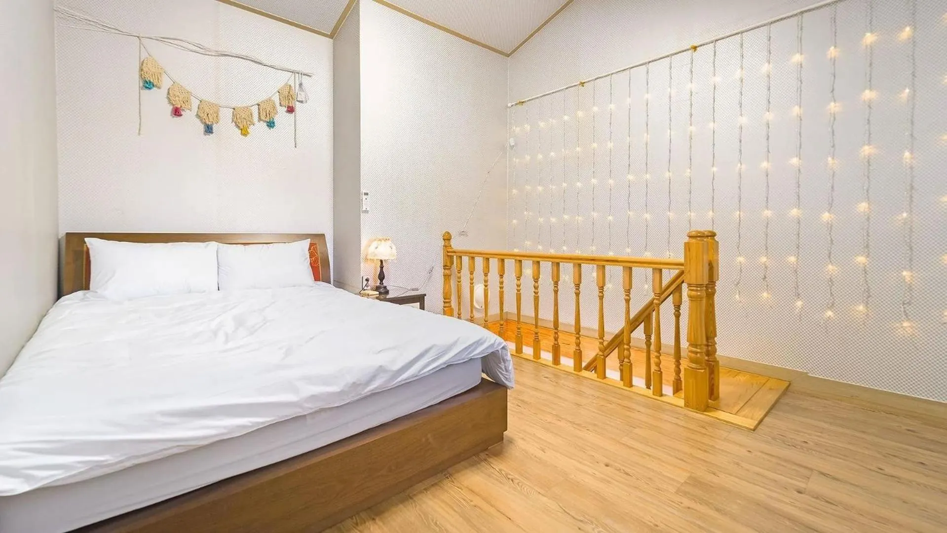 Property building, Bed in Geoje Araon Pension