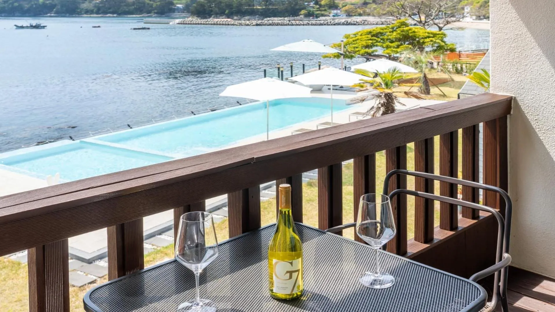 Property building in namhae sea stay N pet pension