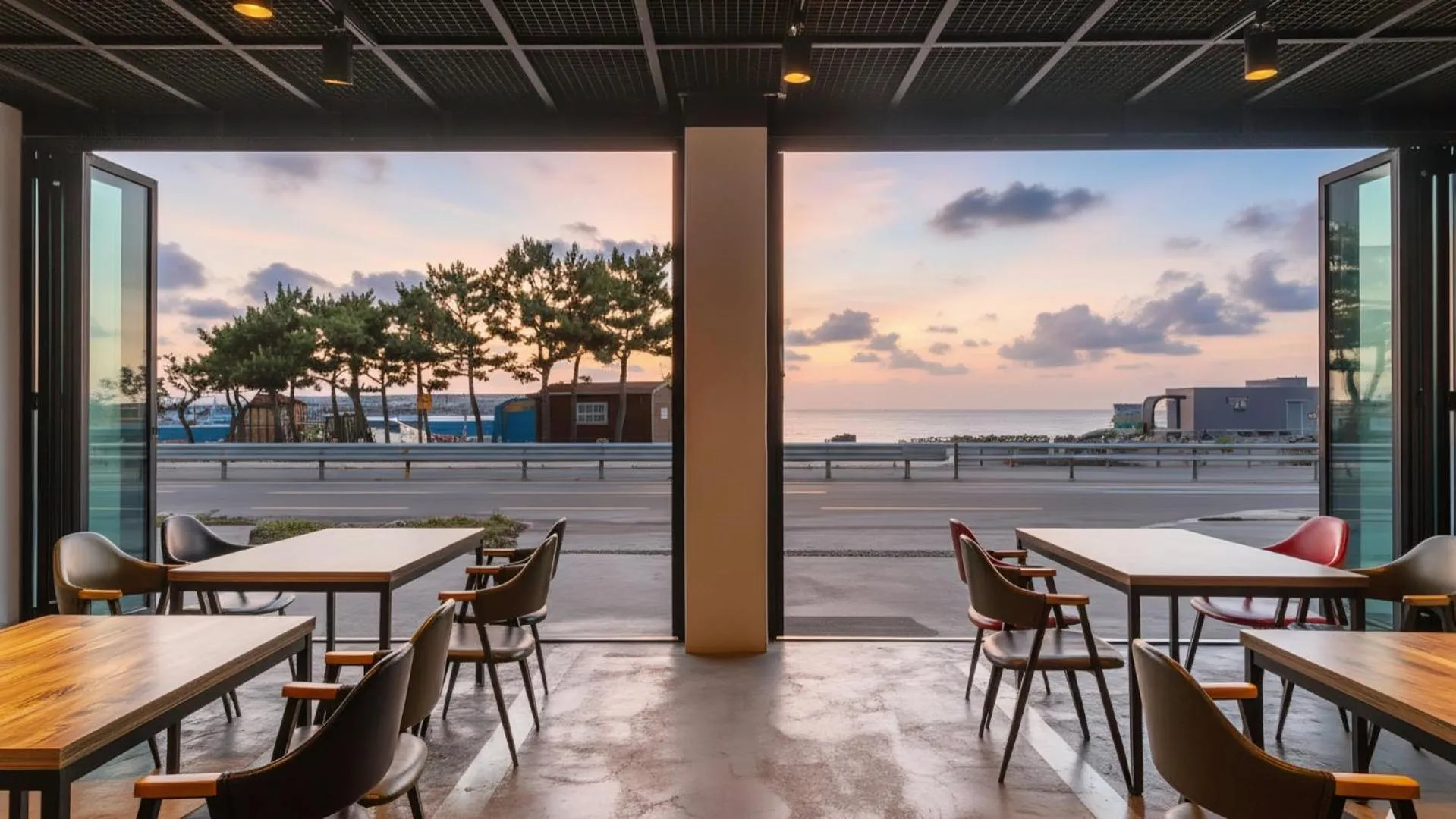 Property building in Yangyang Haetteuneun Changmun Pet-Friend