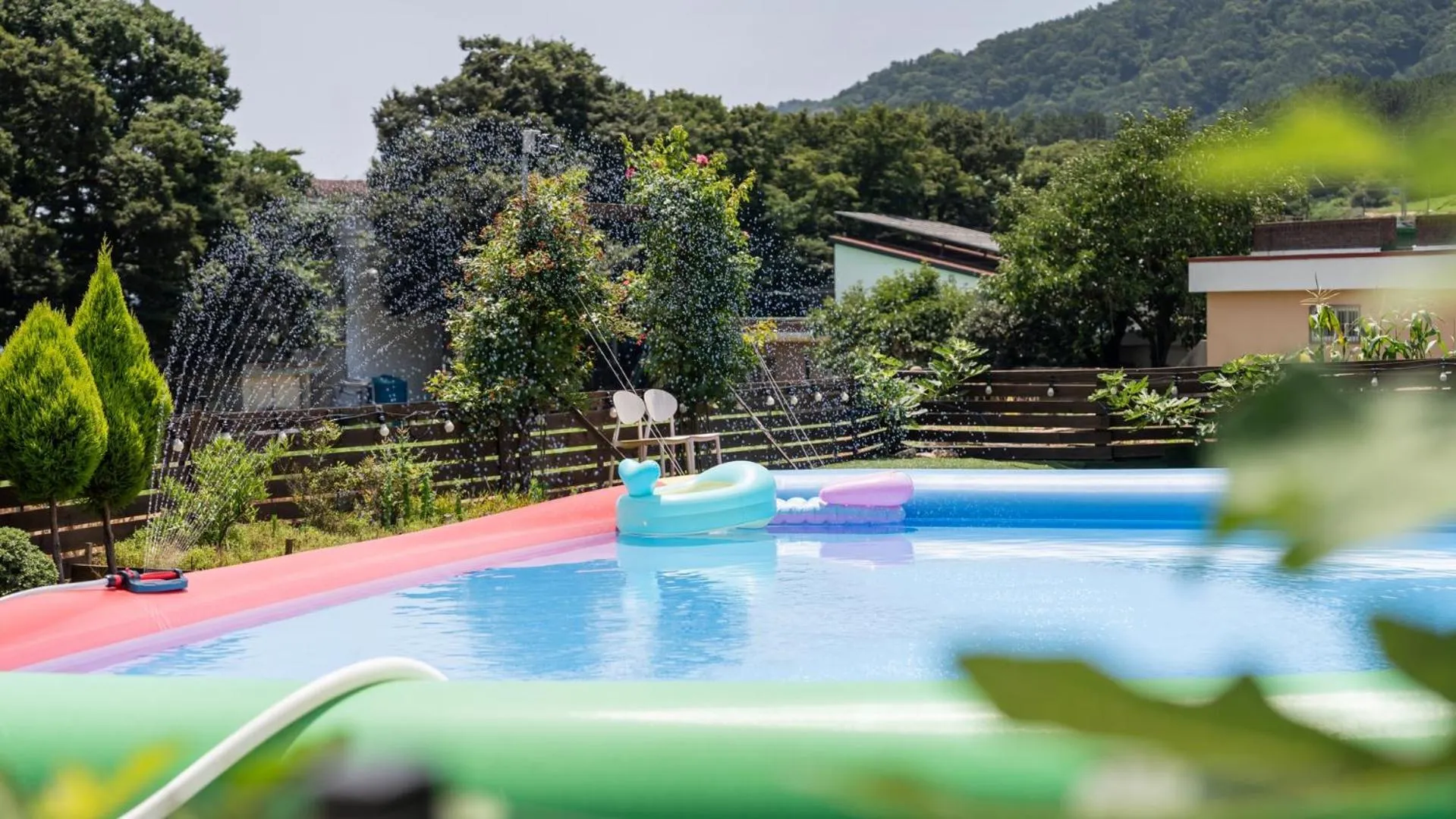 Property building in Namhae Dangdangi Dog Pension Blue