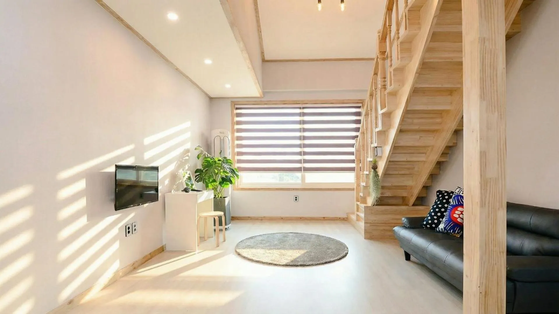 Property building in Gangneung Raon Pension