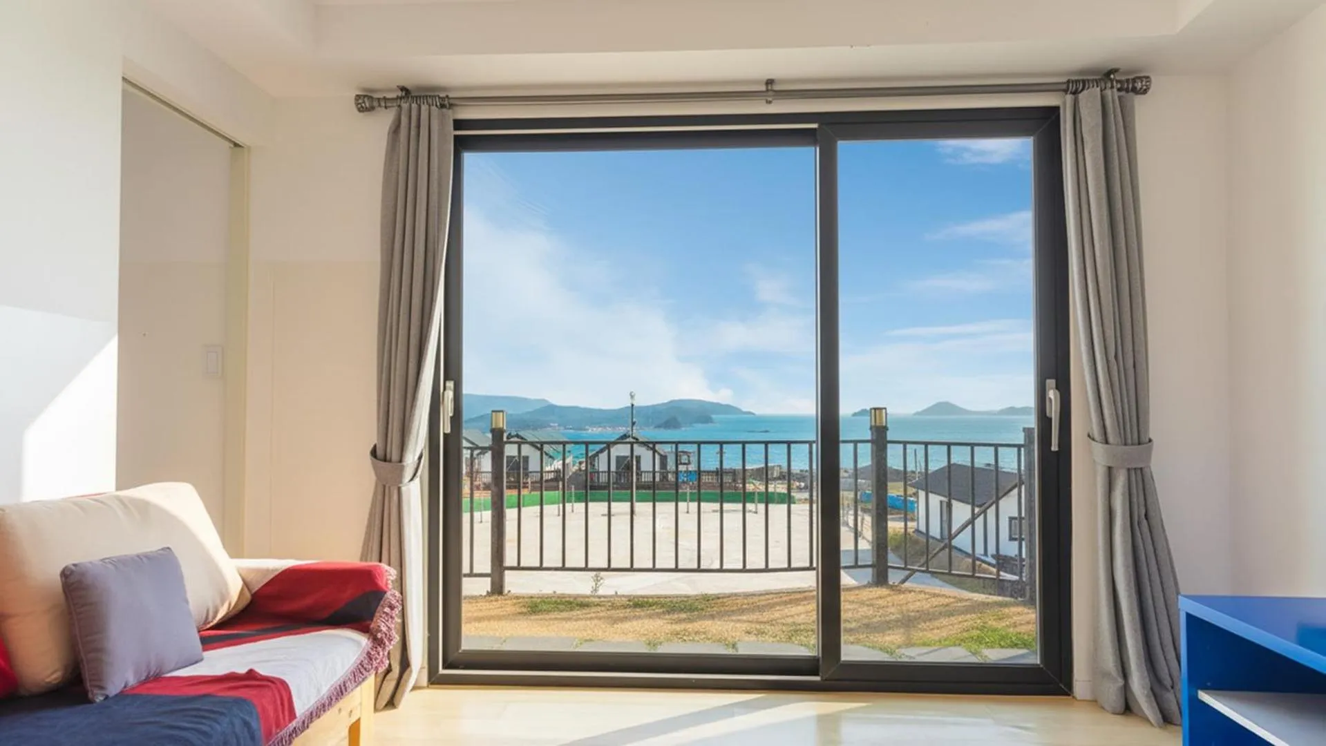 Property building in Goseong Bluebeach Pension&Glamping