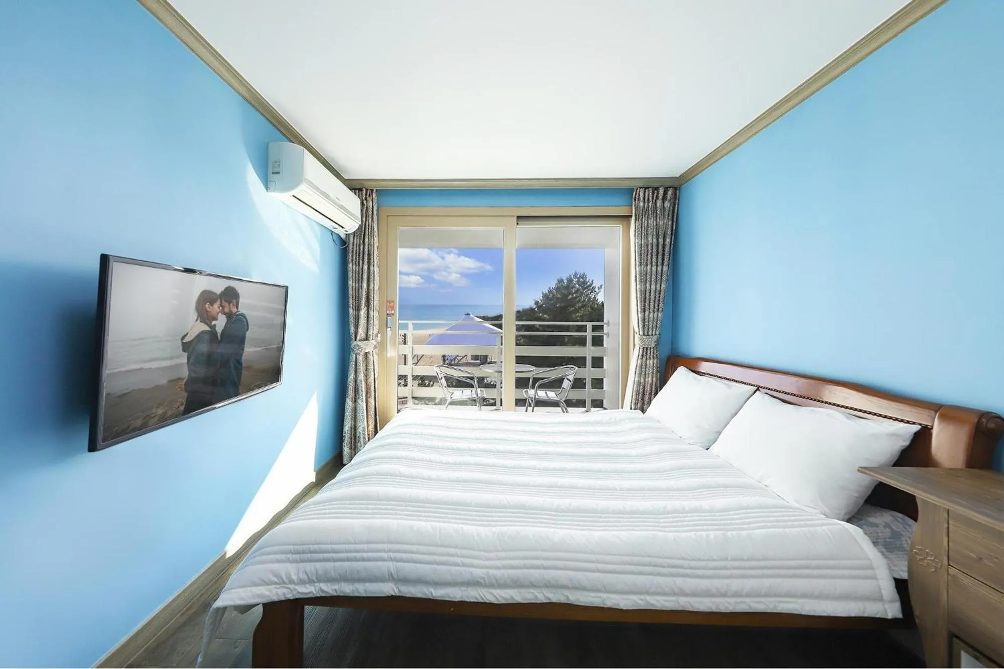 Property building, Bed in Sokcho Harmony Pension