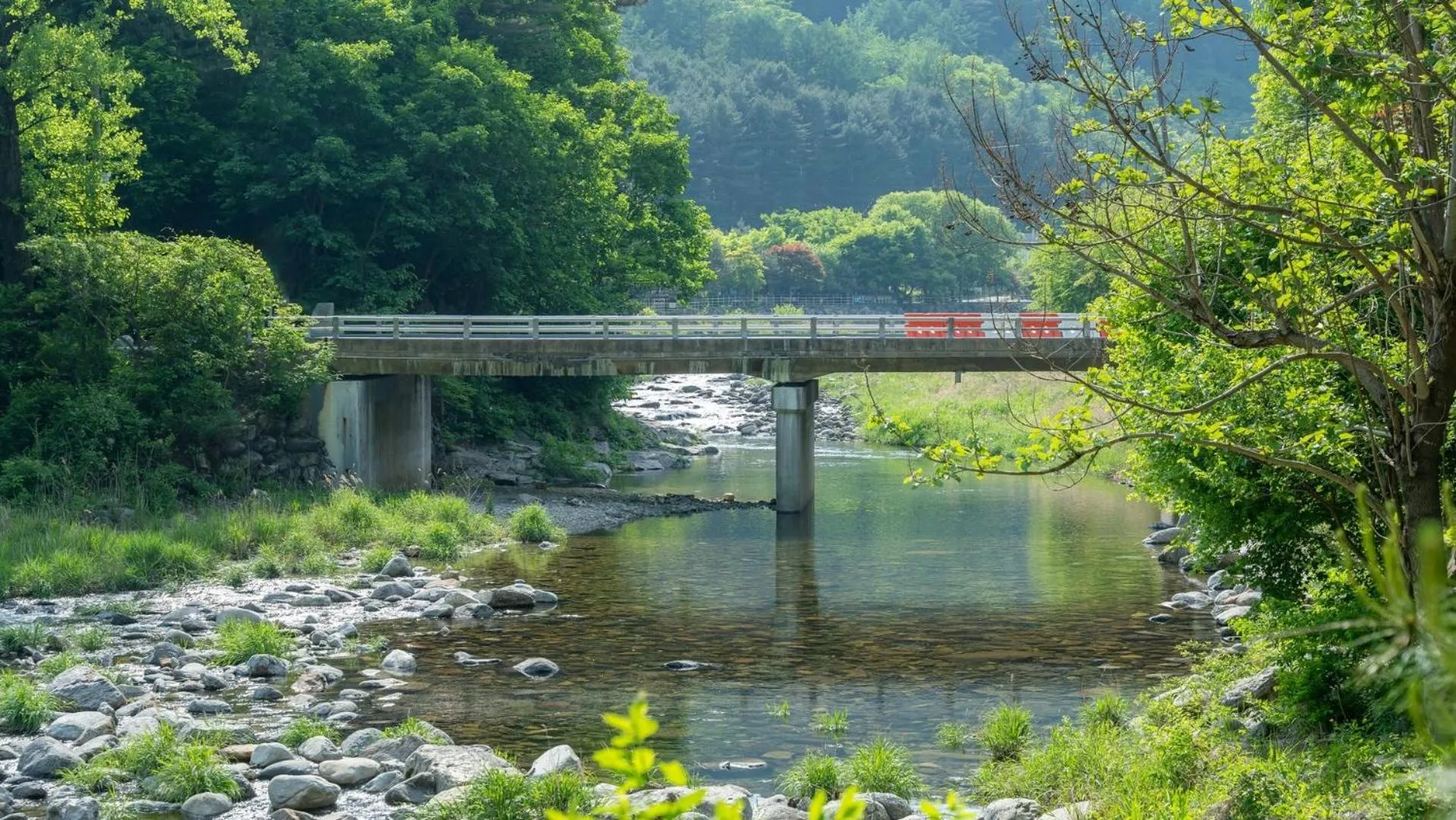 Property building in Gapyeong poin PoolVilla pension