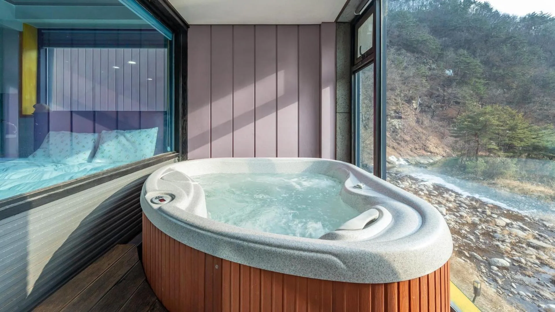 Property building in Gapyeong poin PoolVilla pension