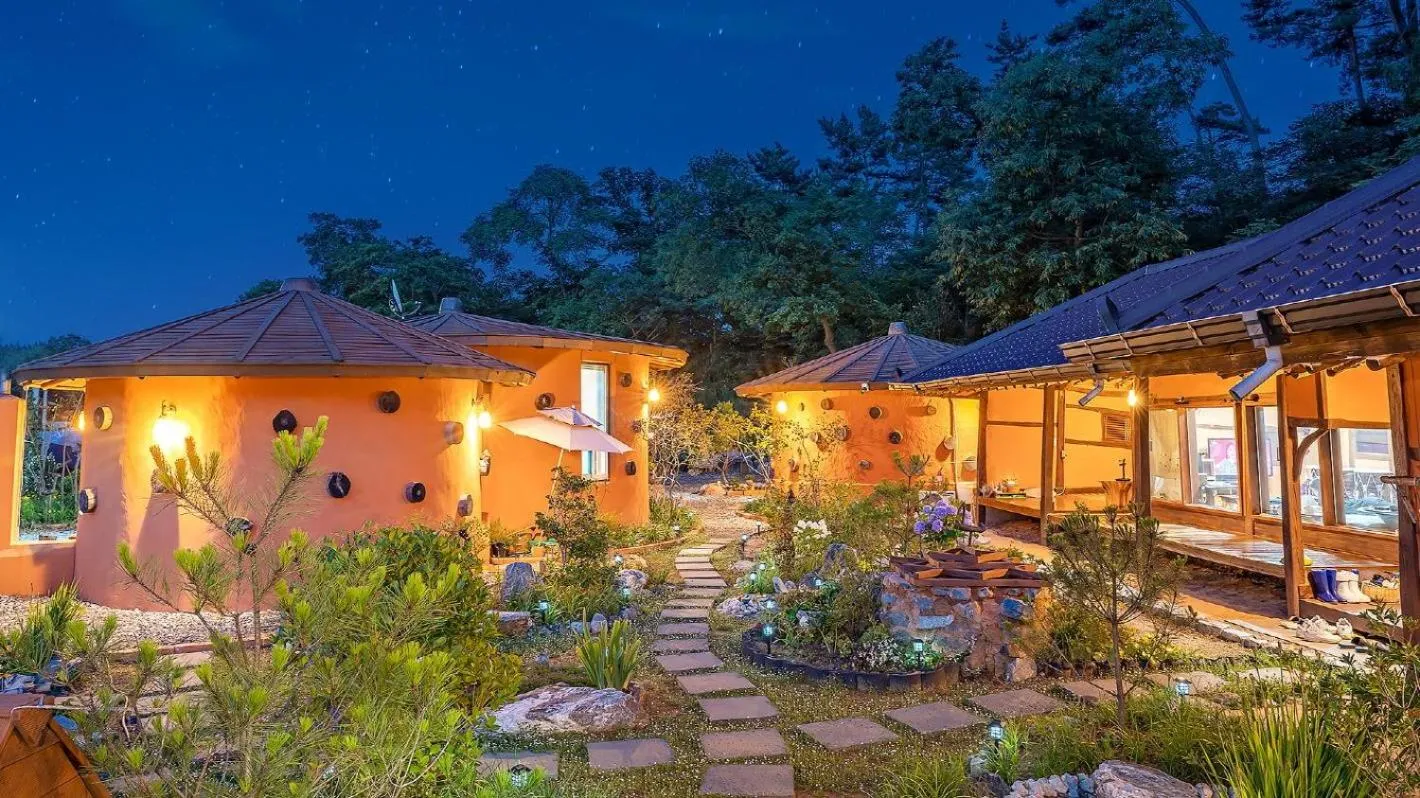 Taean Todamgil Pension