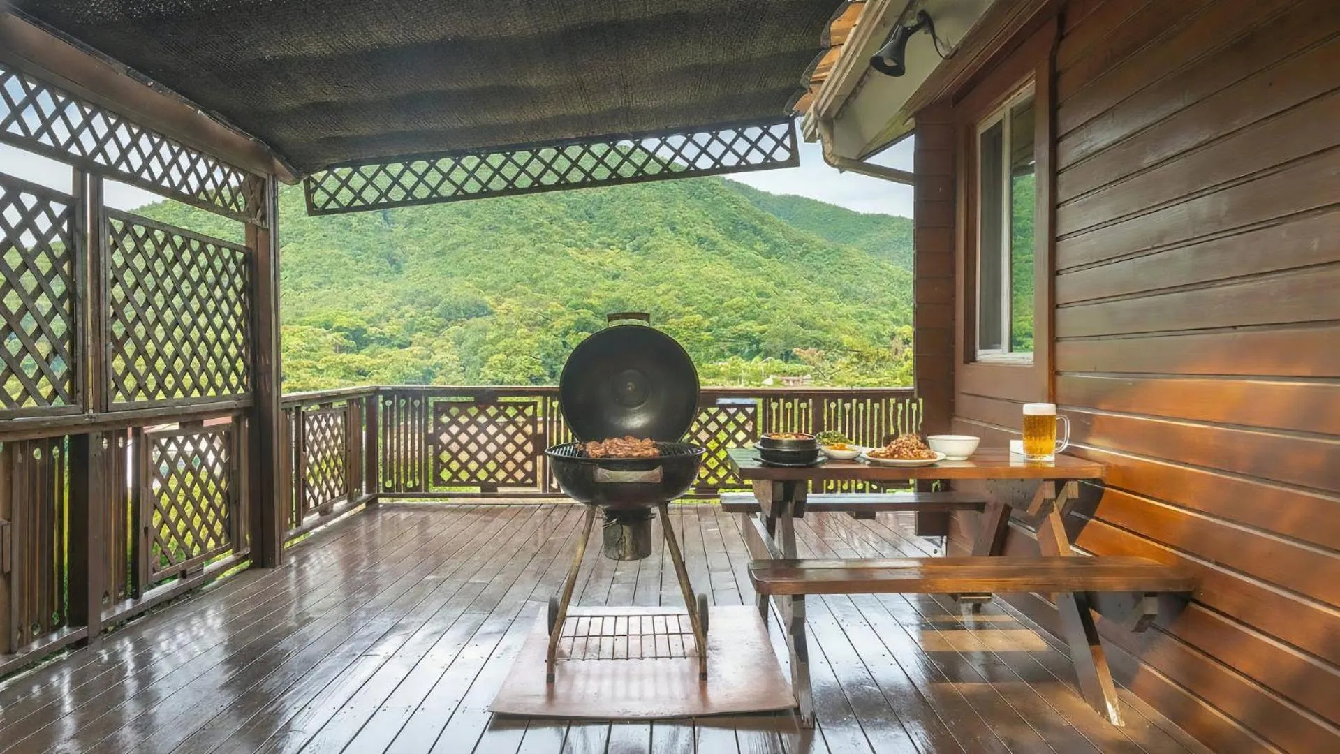 Property building in Yangpyeong Isobiyagi Spa Pension