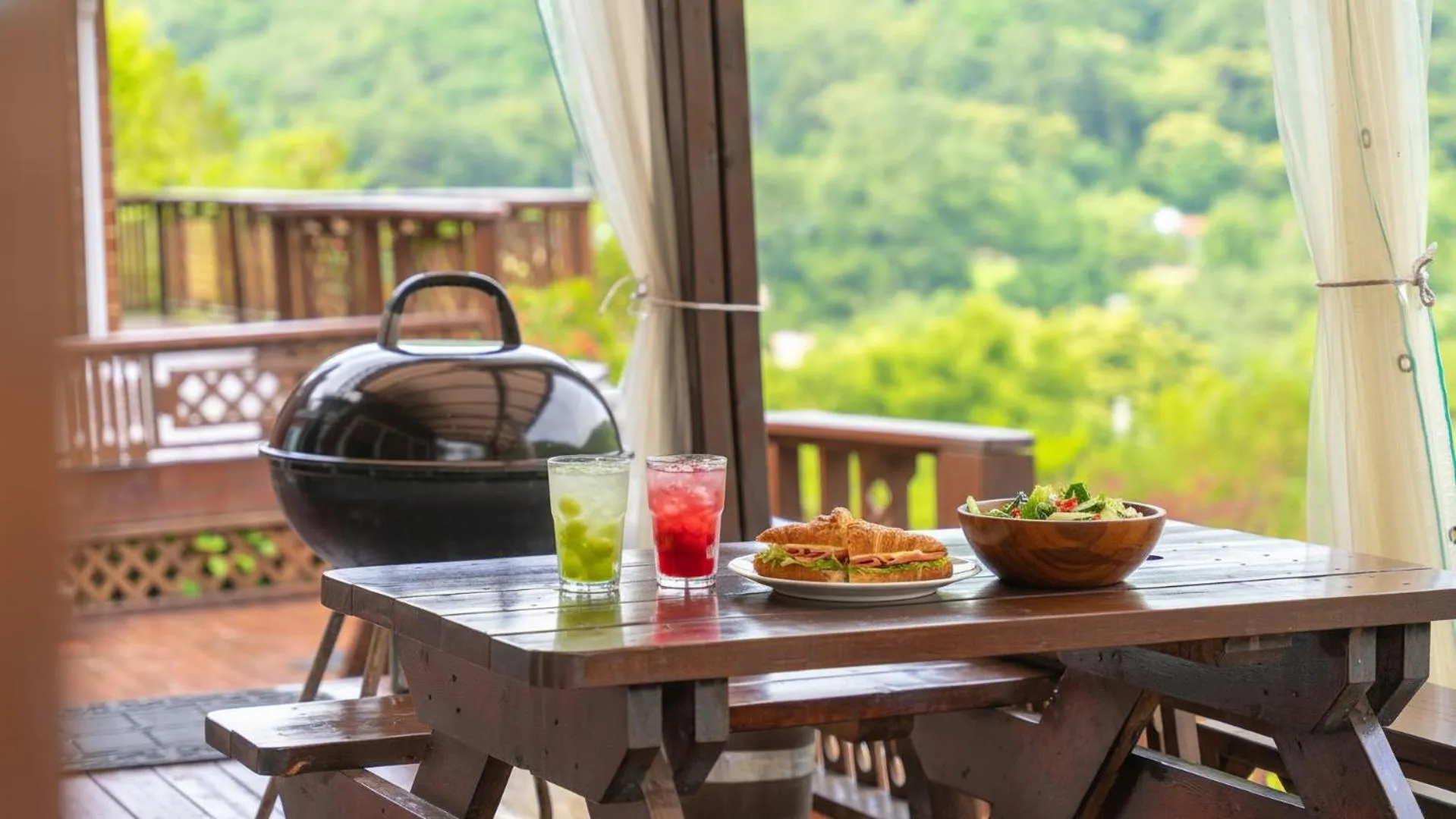 Property building in Yangpyeong Isobiyagi Spa Pension