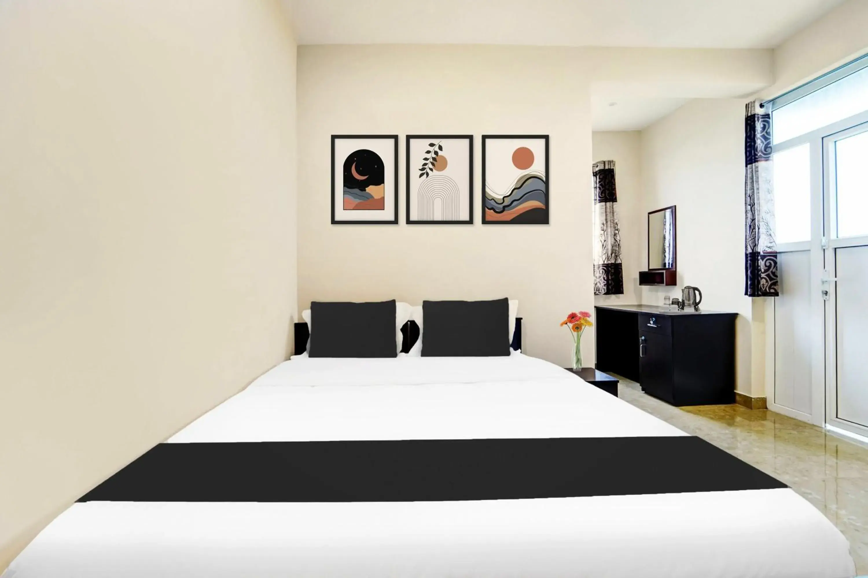 Deluxe Double Room with Bath - single occupancy in Super Collection O Saravanampatti Deluxe Double Room with Bath - single occupancy in Super Collection O Saravanampatti