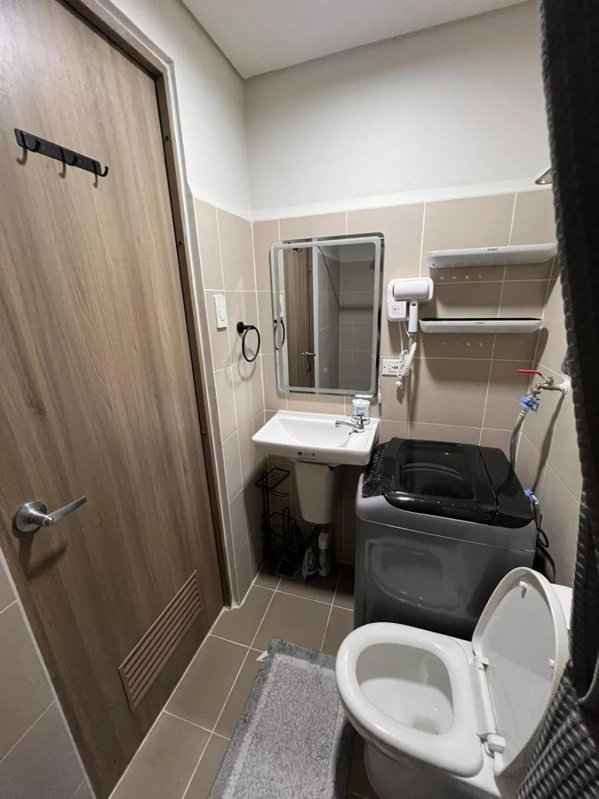 Toilet in SMDC Coast Residences