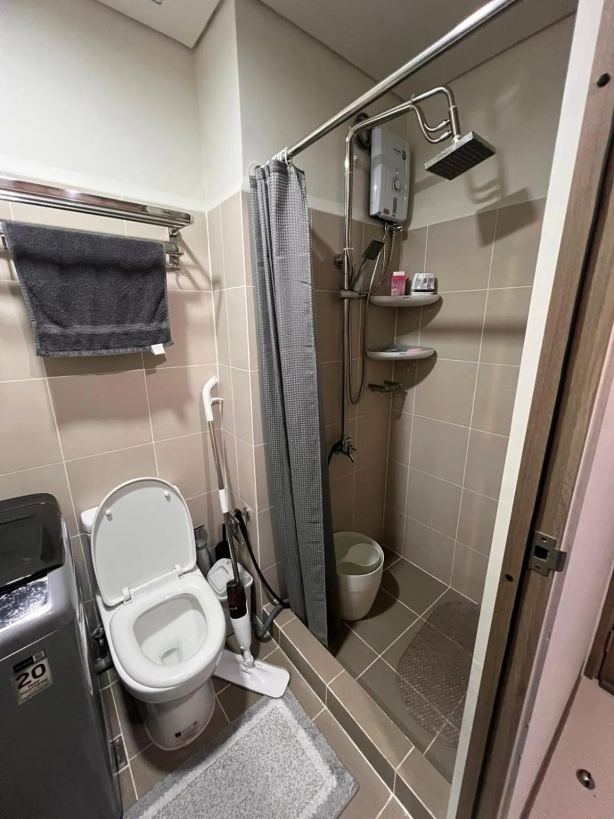 Shower in SMDC Coast Residences