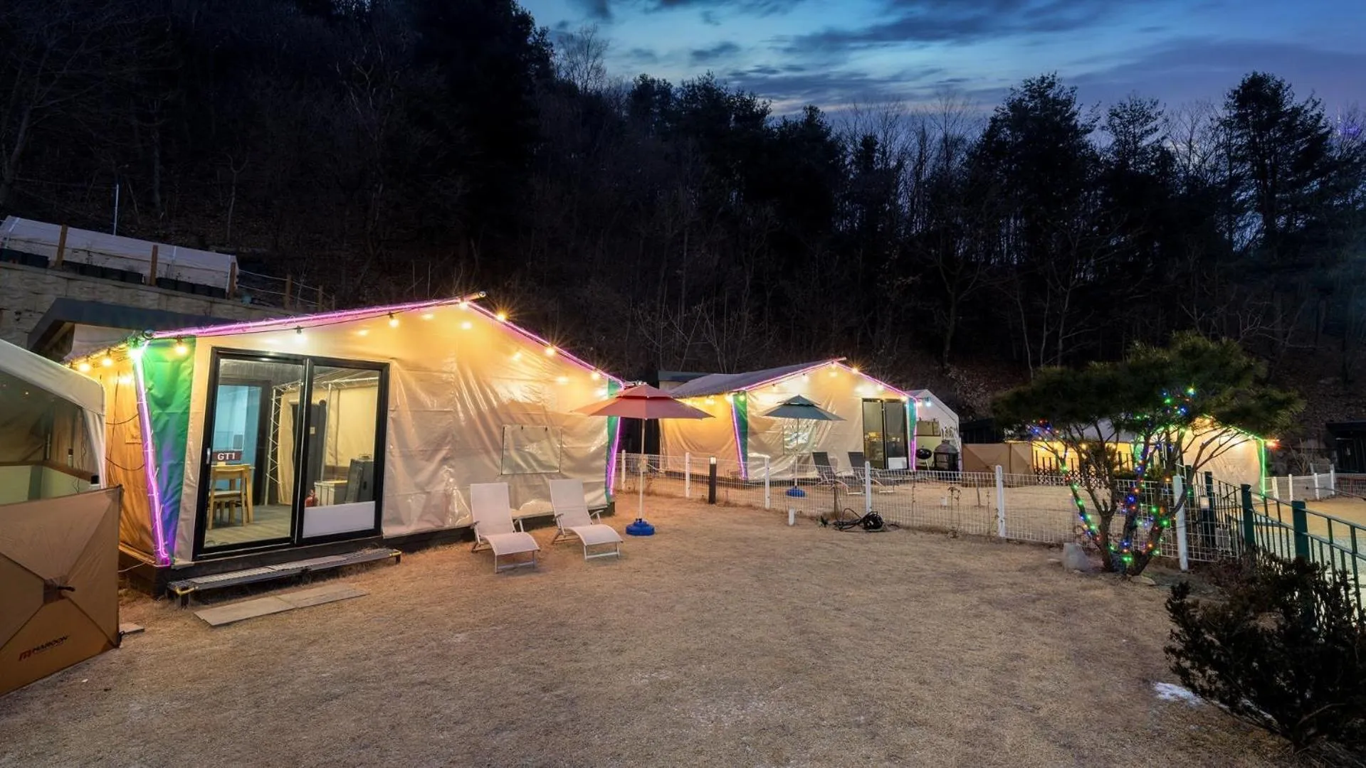 Property building in Gapyeong camp with pet & aegyeonglamping