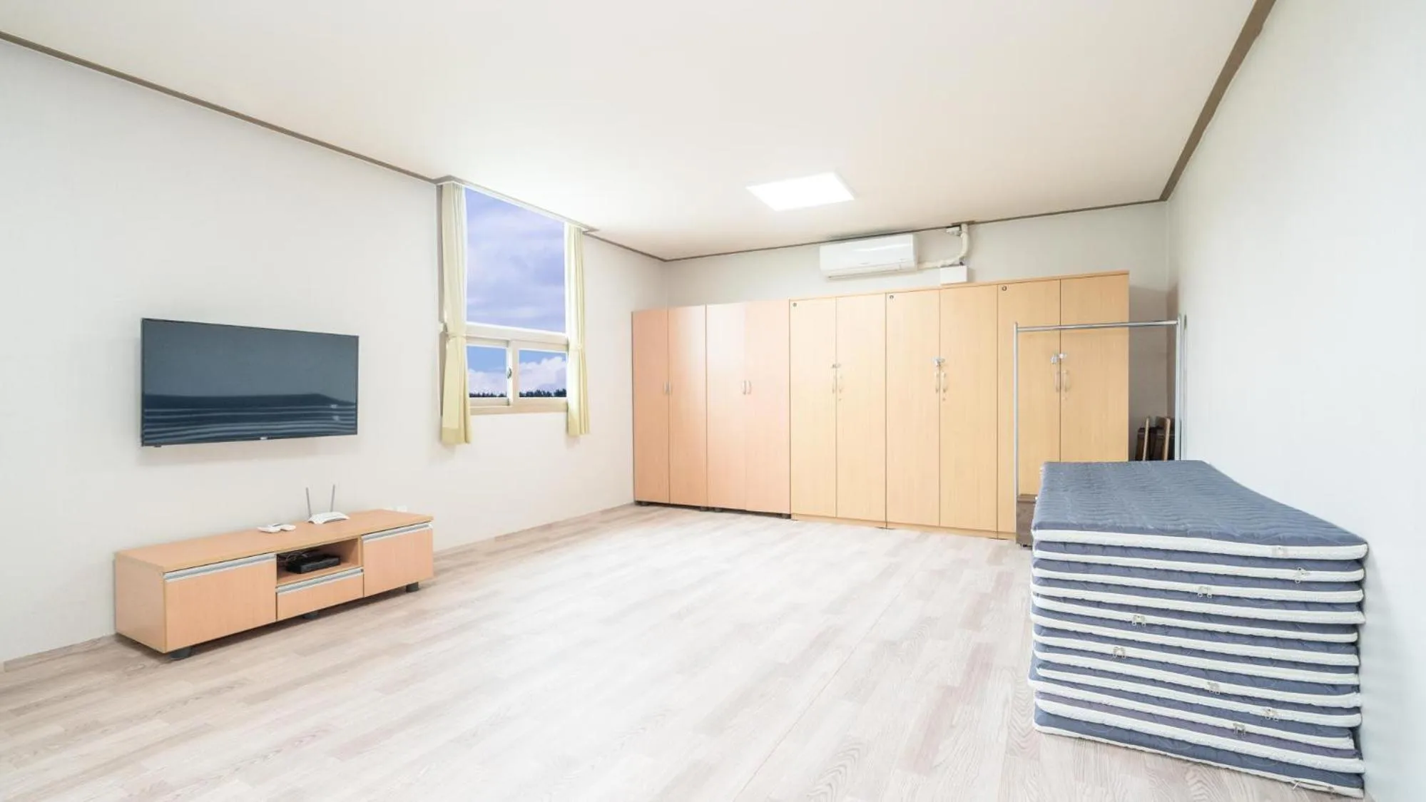 Property building in Tongyoung Sandeulhae Healling Pension