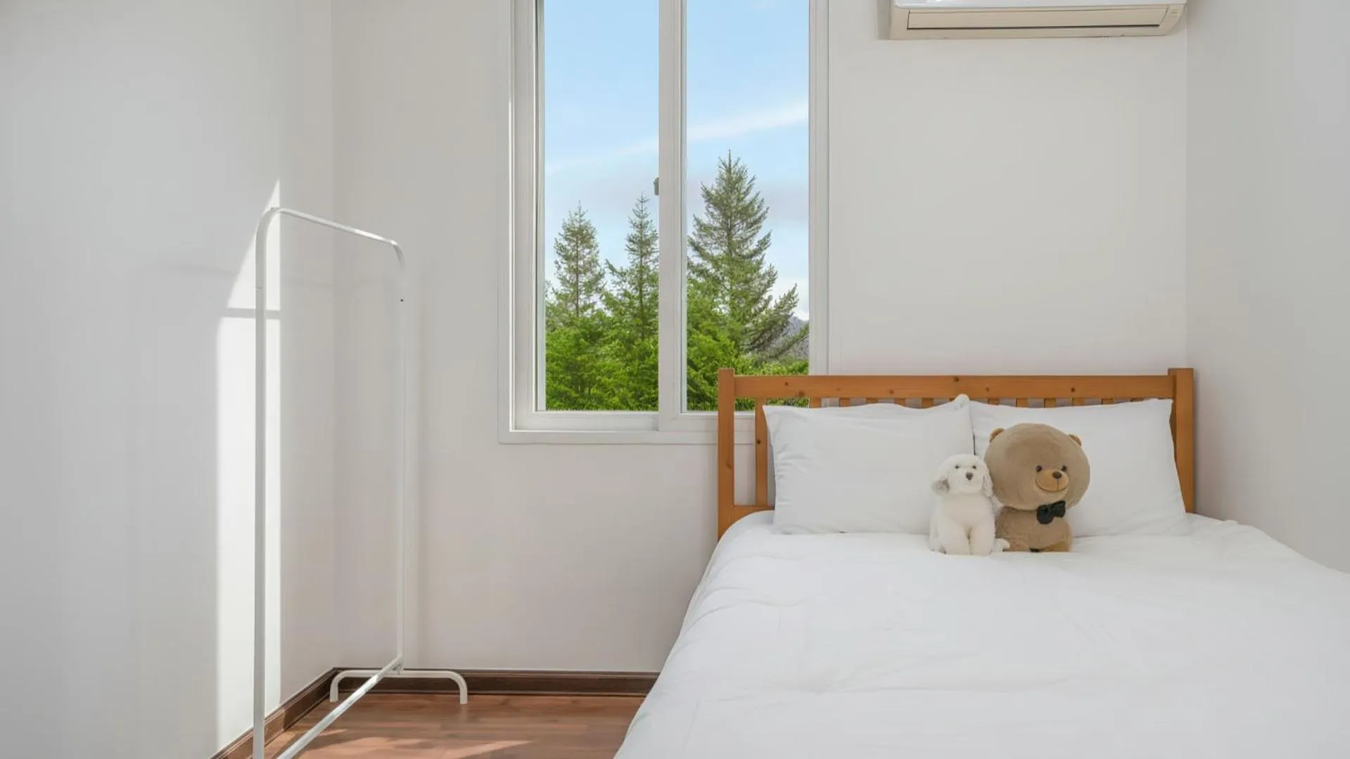 Property building, Bed in Chuncheon Dogandstay