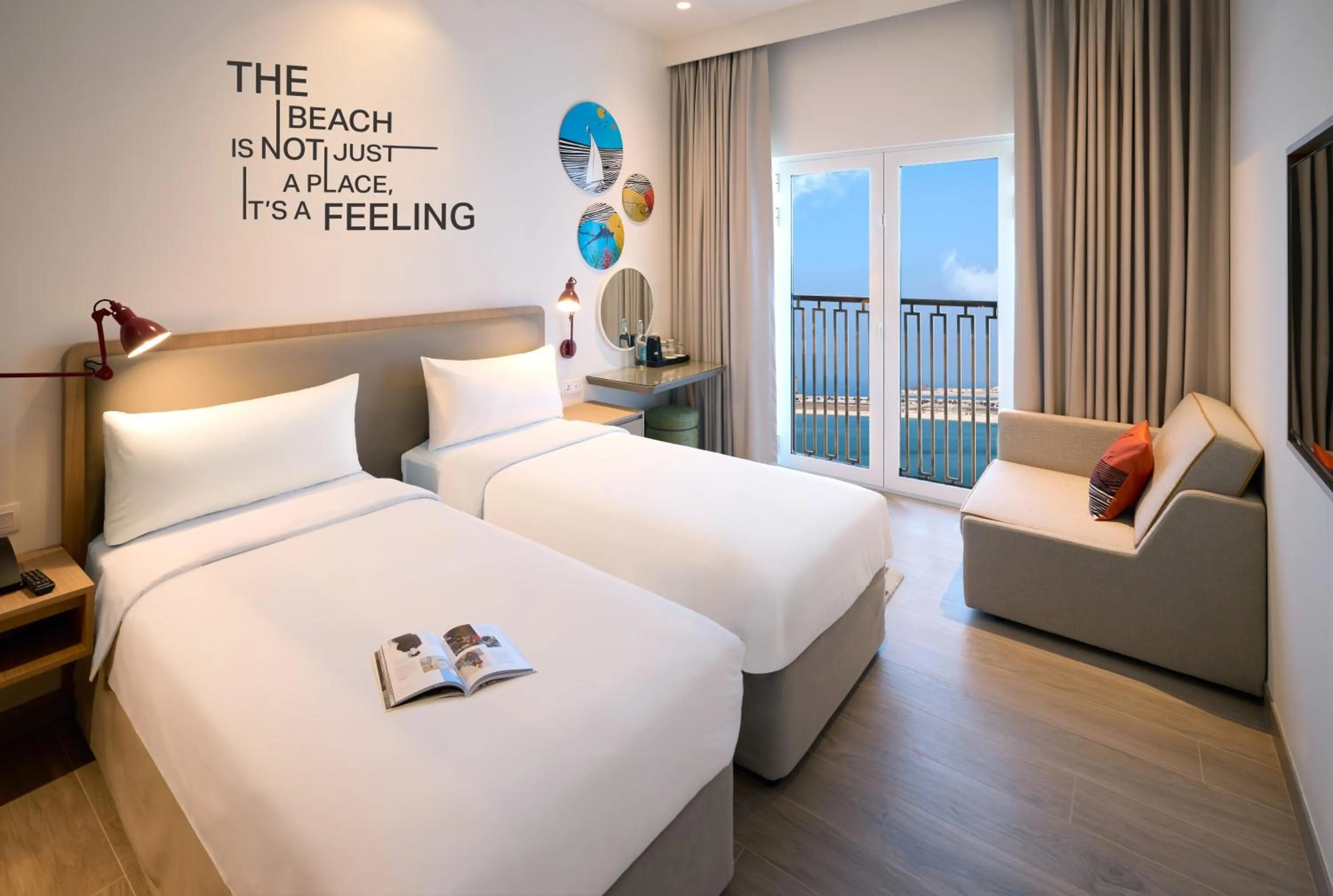 Bed in Rove Al Marjan Island