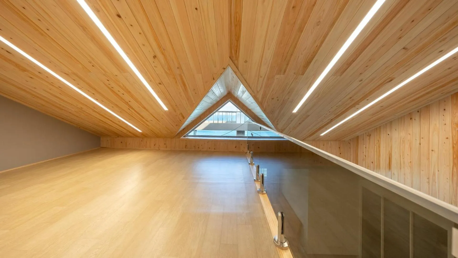 Property building in Gangneung Haerang Pension