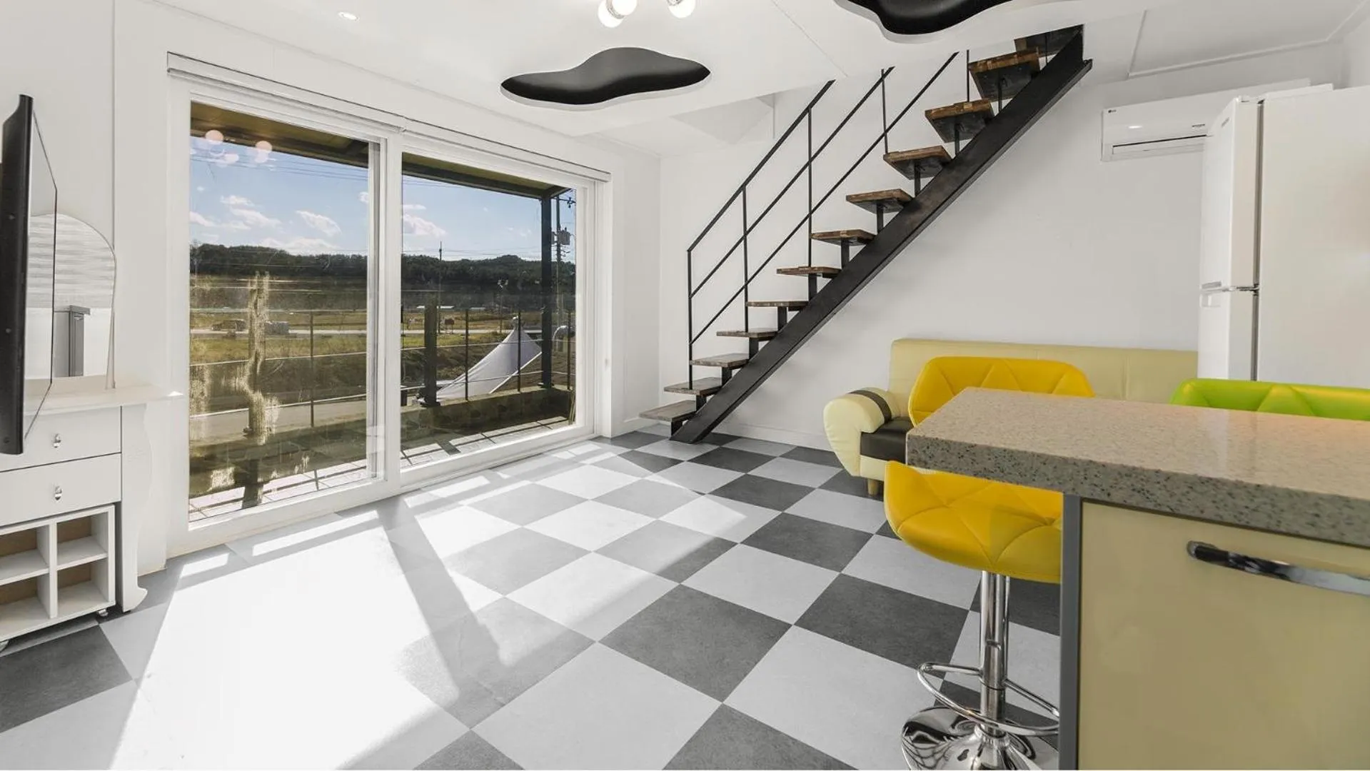 Property building in Gyeongju The One Pension