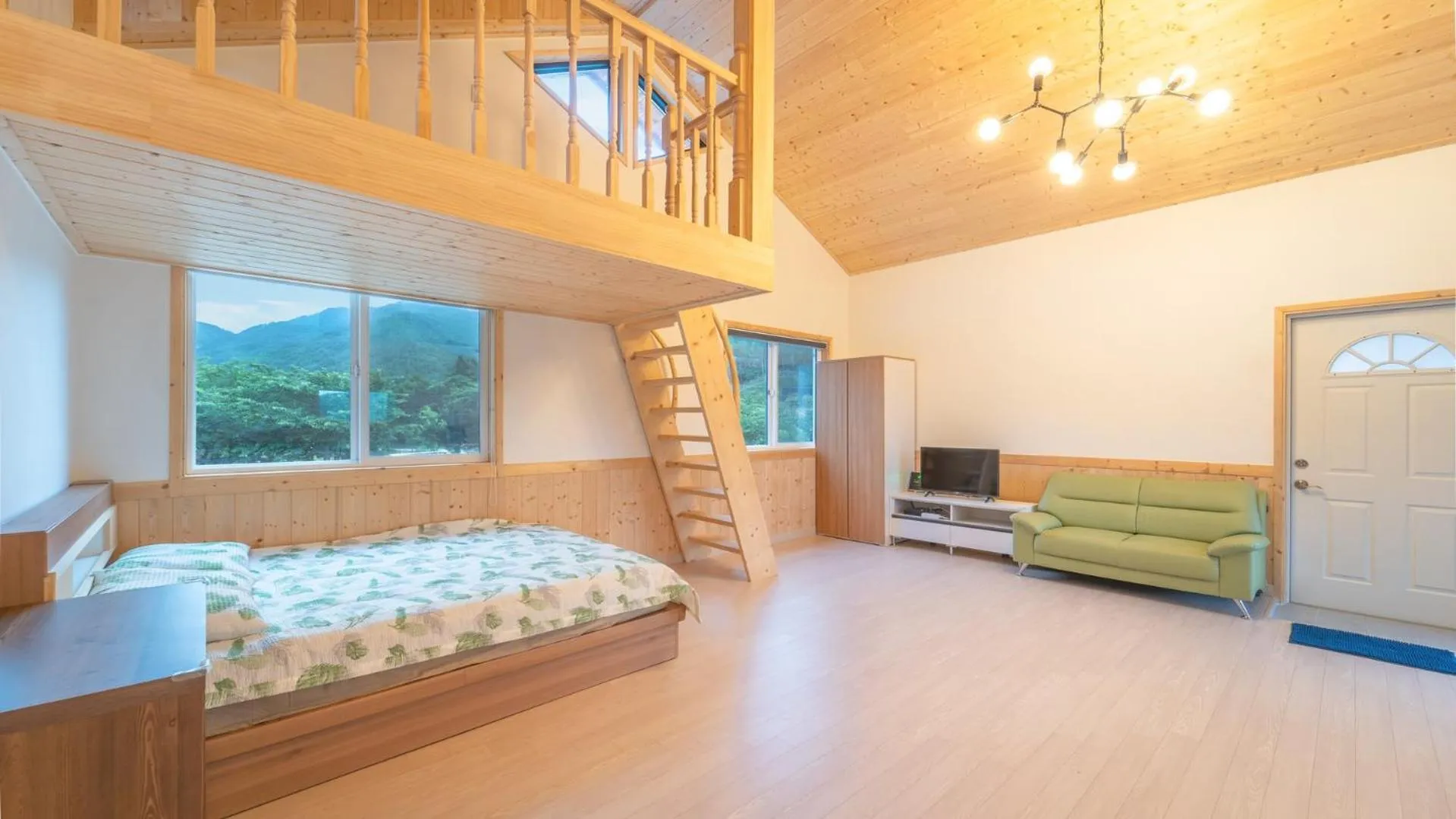 Property building, Bed in Samcheok Elroi Pension