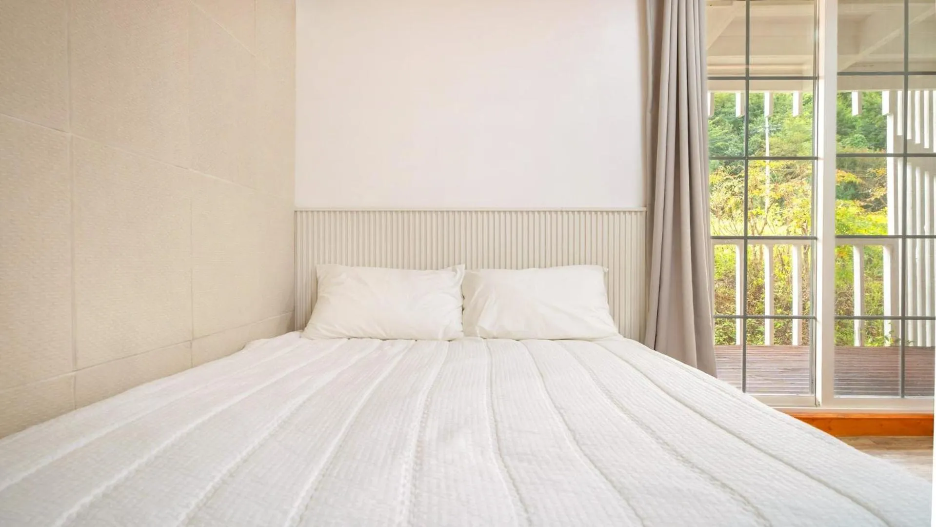 Property building, Bed in goseong haemaji pension