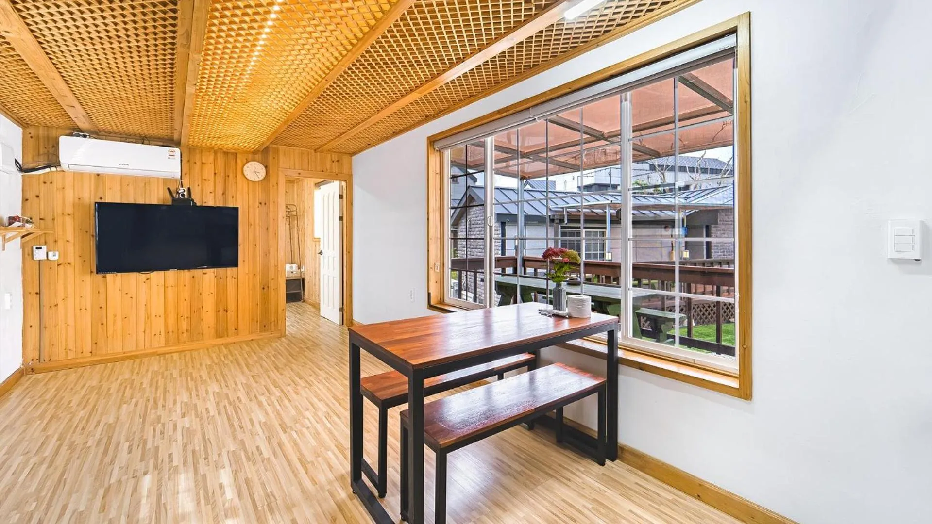 Property building in jeju bijalim pension