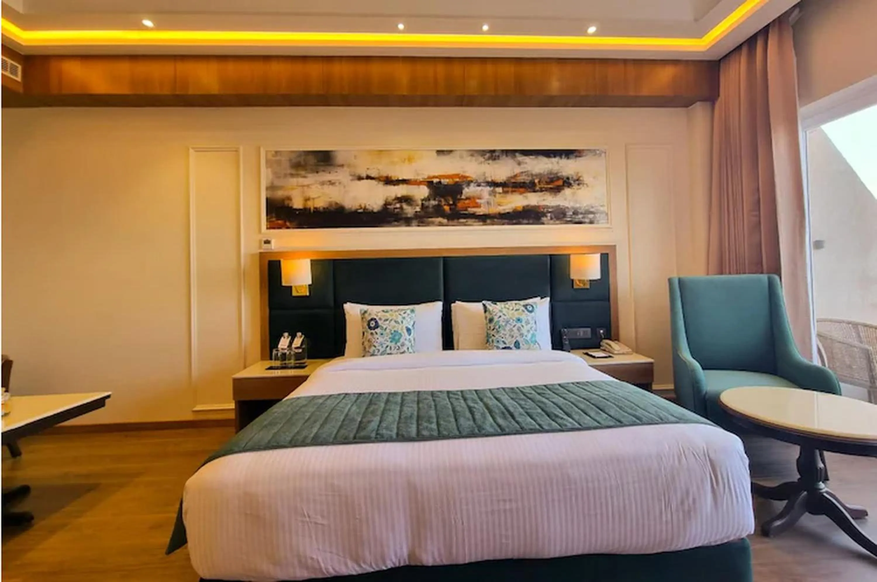 Bedroom, Bed in Regenta Place Dalhousie Just 500 Meters Walkable from Mall Road