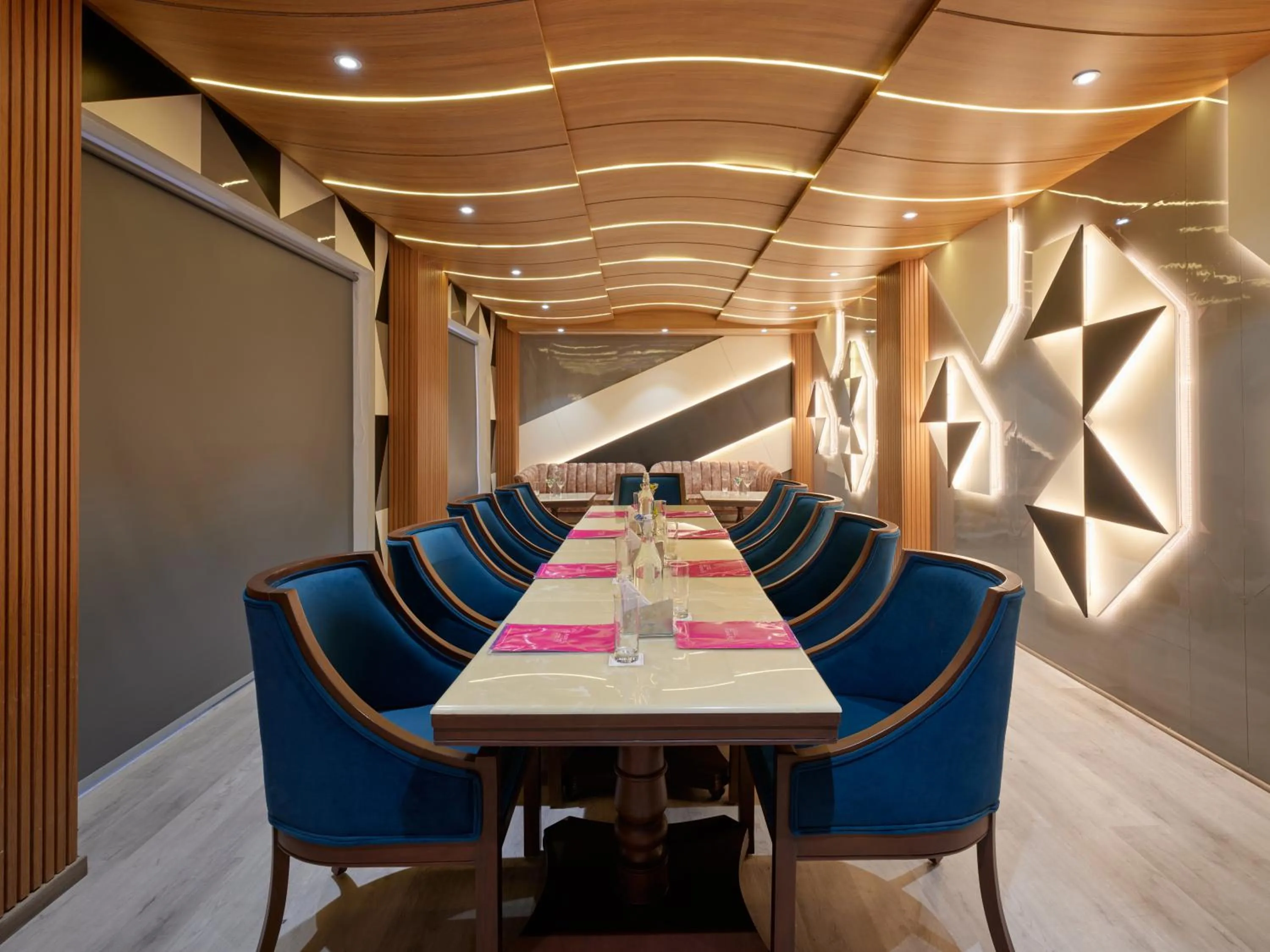 Meeting/conference room in Regenta Place Dalhousie Just 500 Meters Walkable from Mall Road