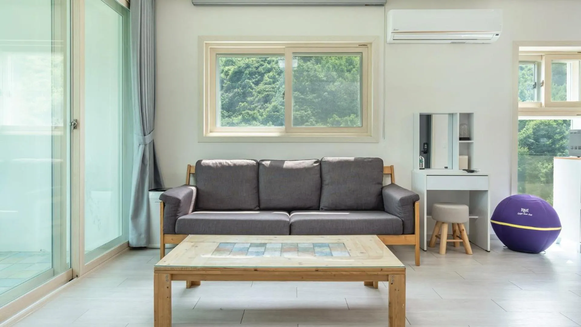 Property building in Gapyeong Nomadrium poolvilla Pension