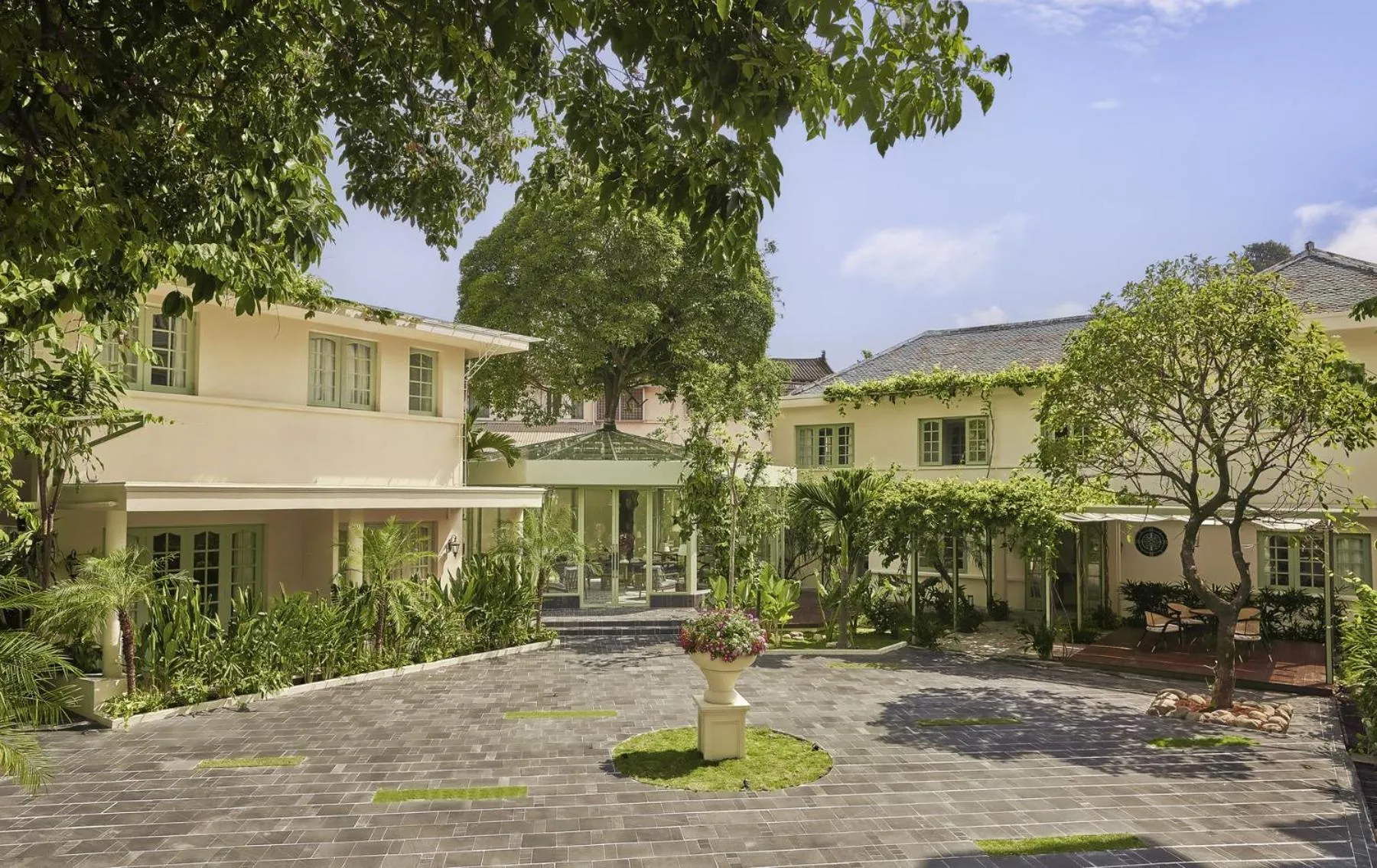 Property building in President Maison Signature By M Village