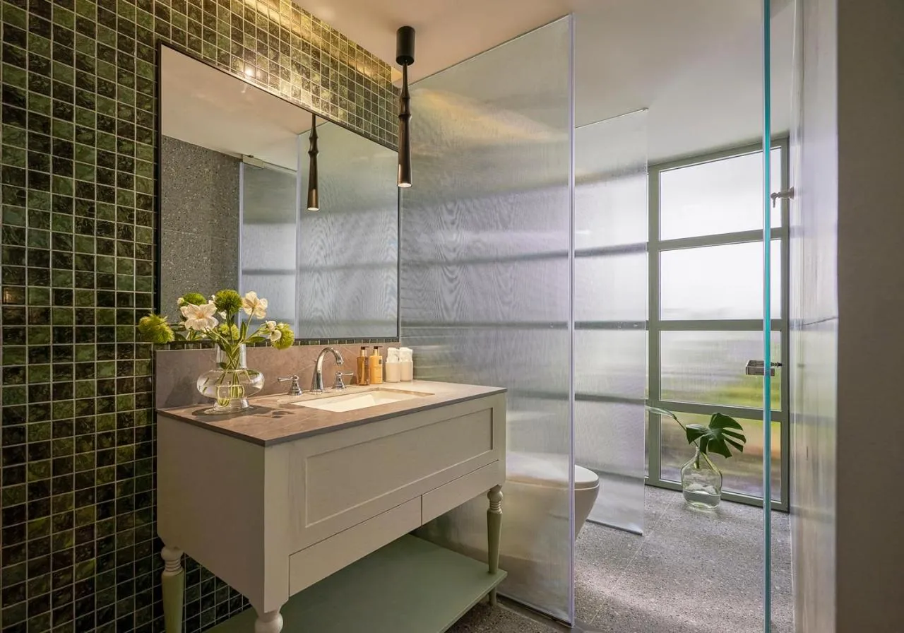 Shower in President Maison Signature By M Village