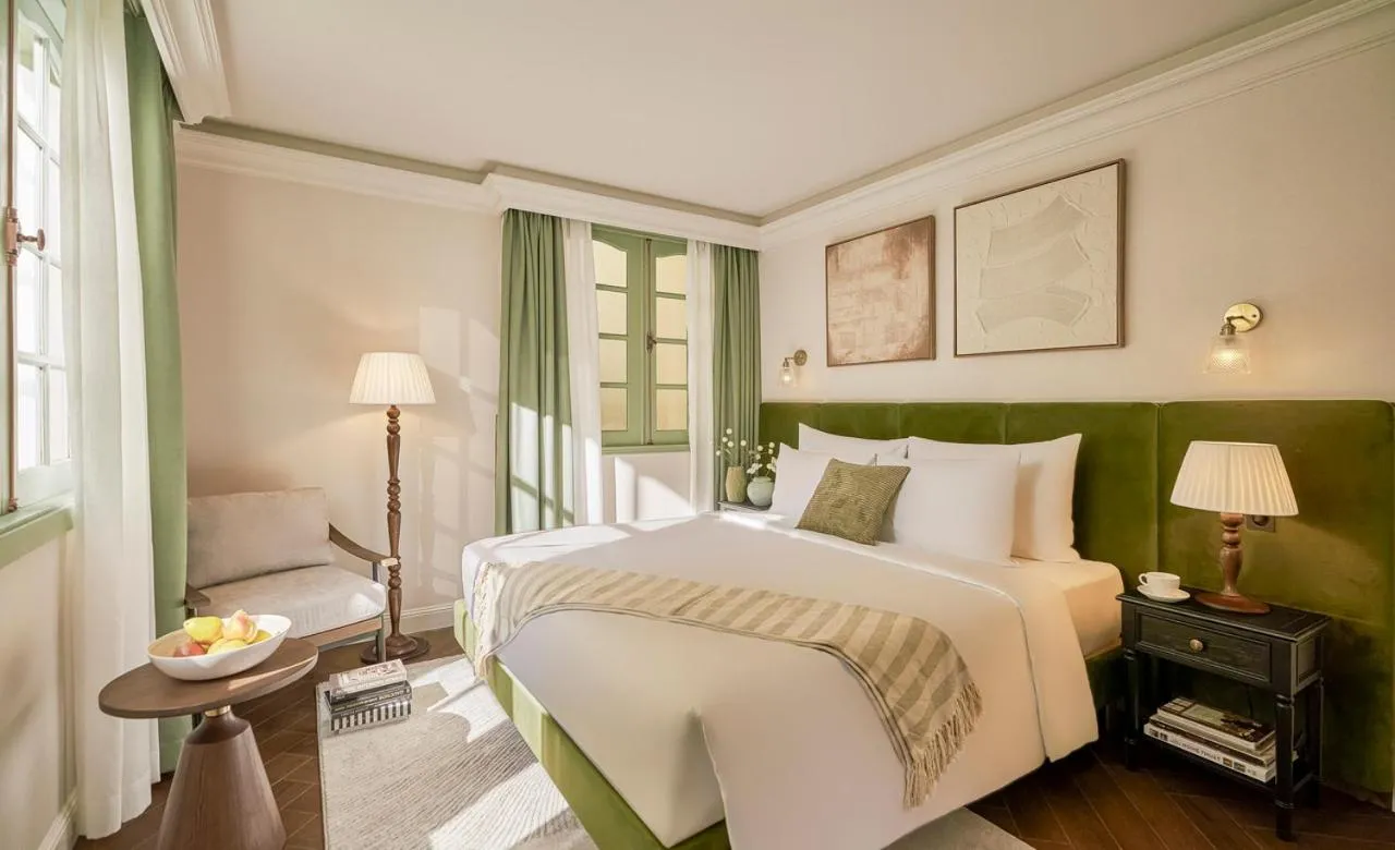 Bed in President Maison Signature By M Village