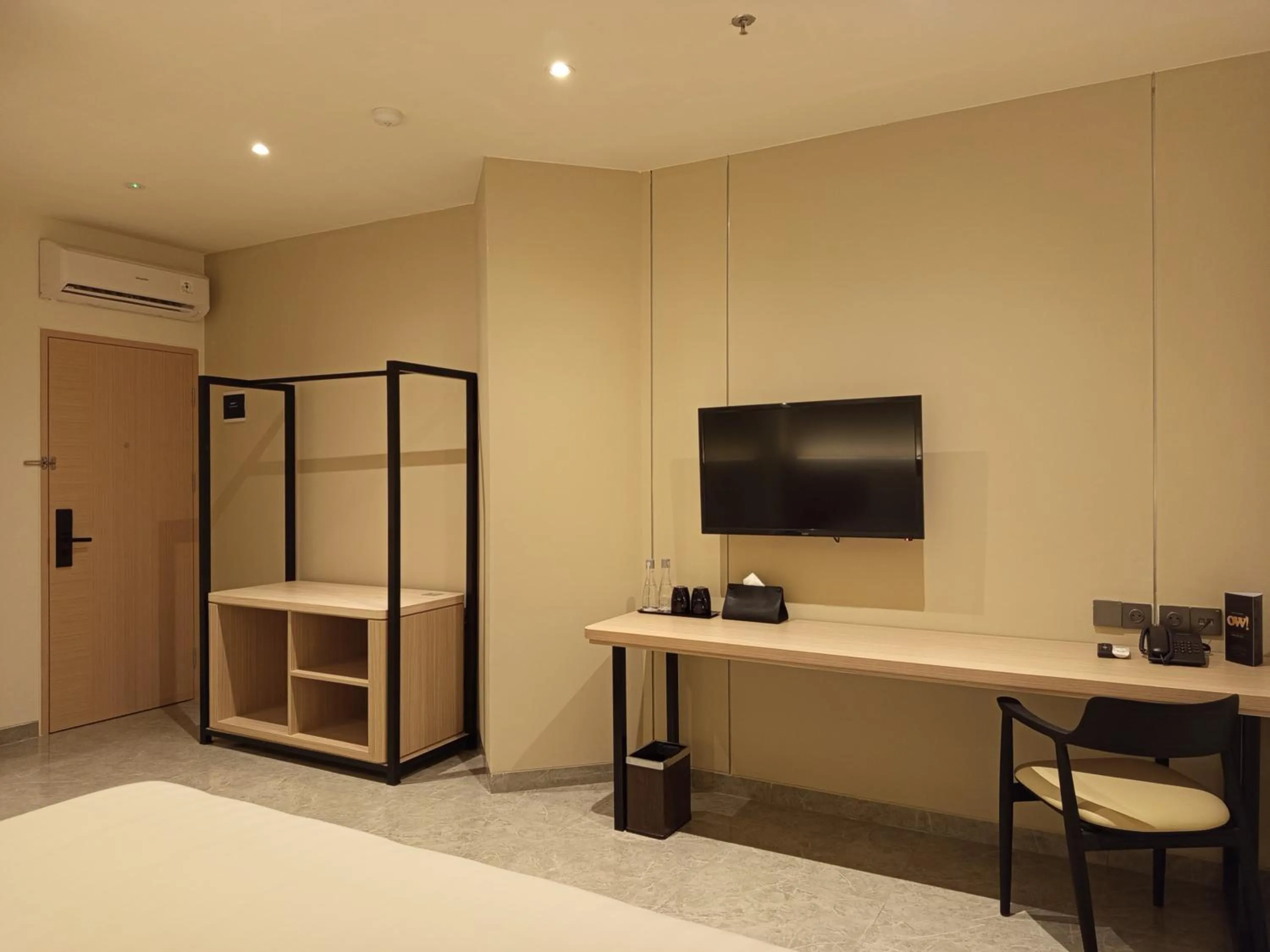 Bedroom, Bed in Ow! Hotel Boutique Kemayoran