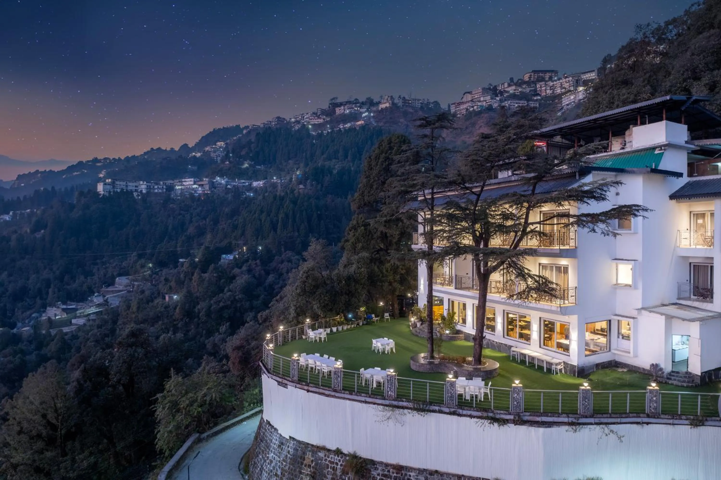 Property building in Echor Baris Resort Mussoorie