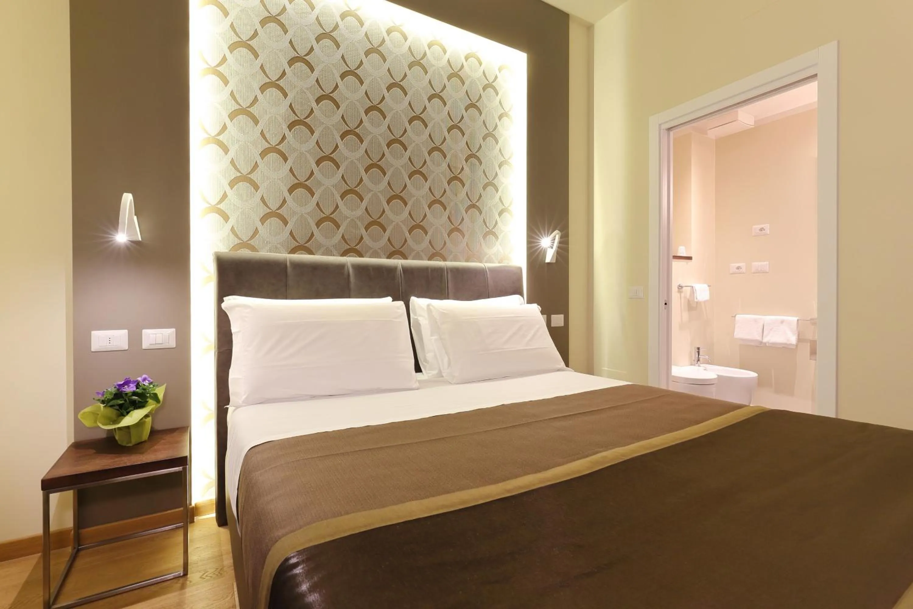 Bathroom, Bed in La Torre dei Salterelli