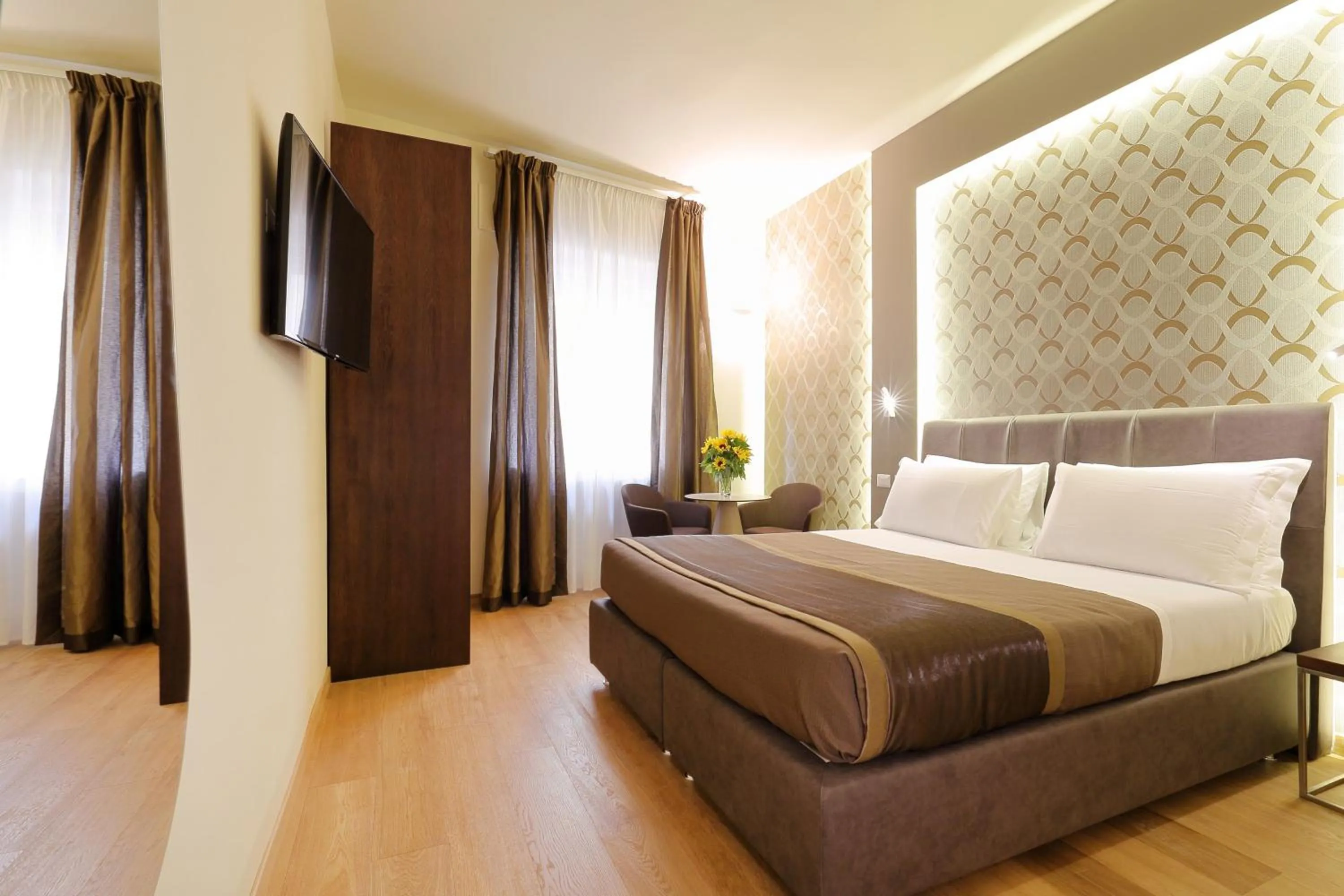 Decorative detail, Bed in La Torre dei Salterelli