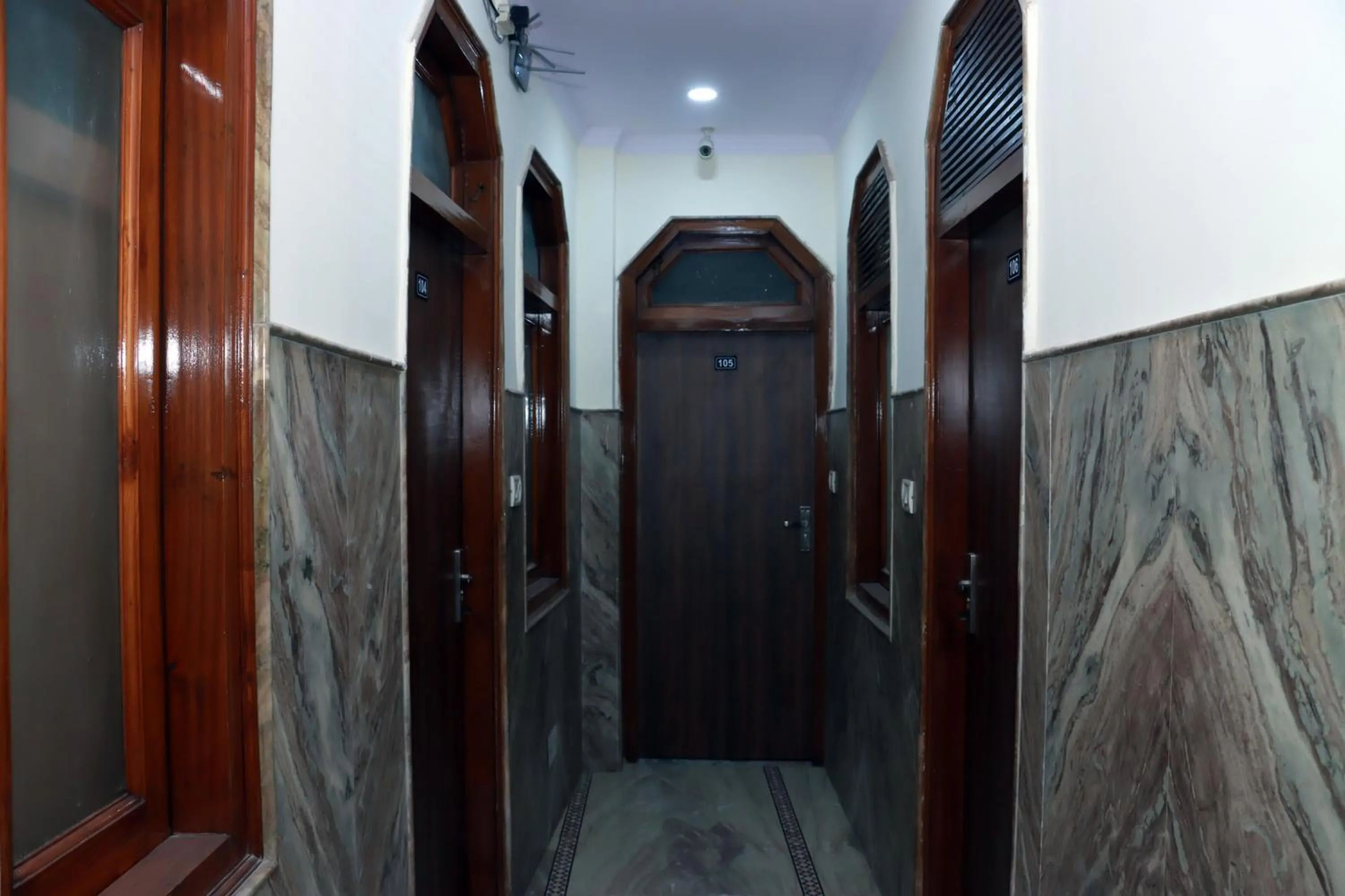 Lobby or reception in Hotel Gush At New Delhi Railway Station