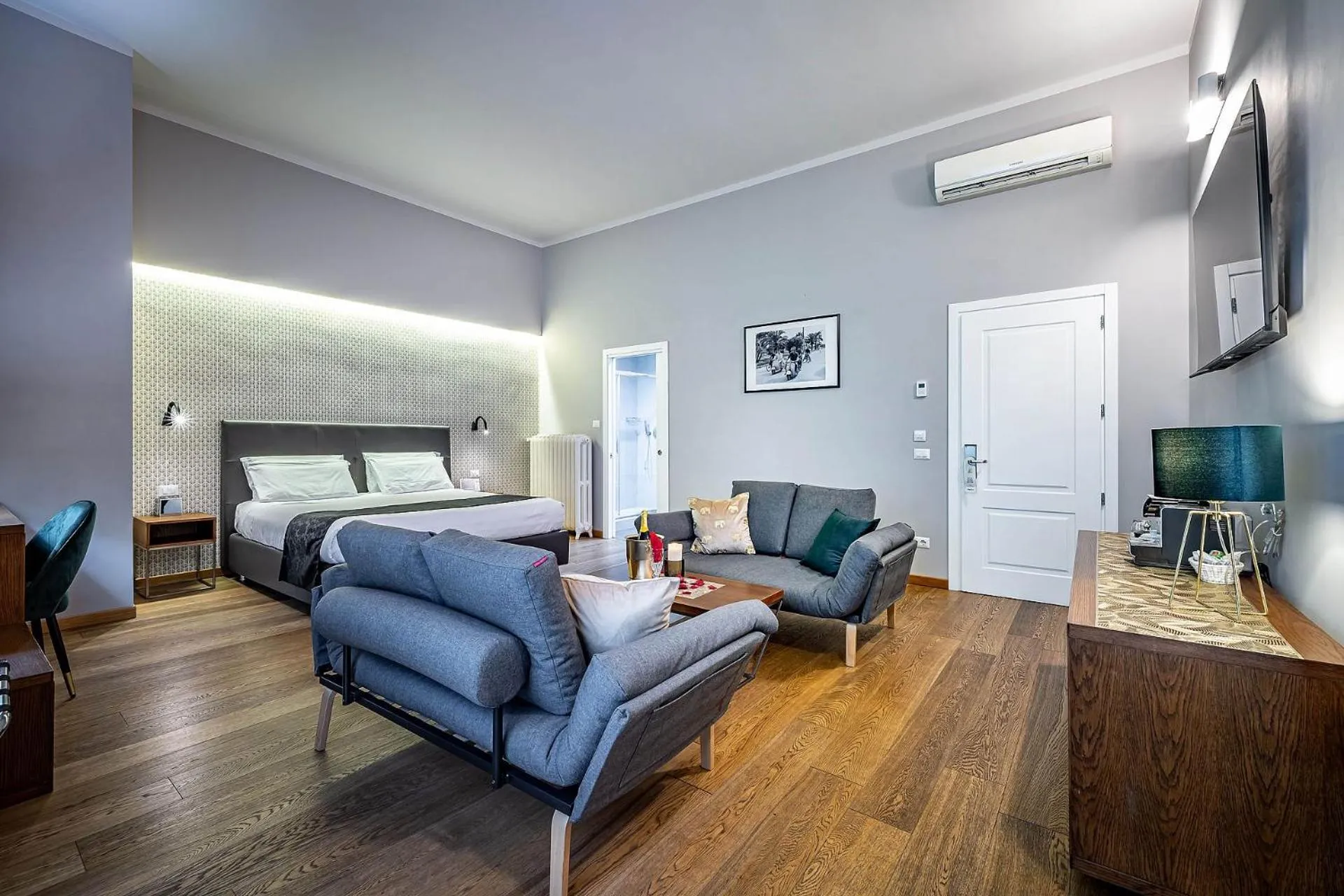 Bedroom, Bed in Antico Centro Suite