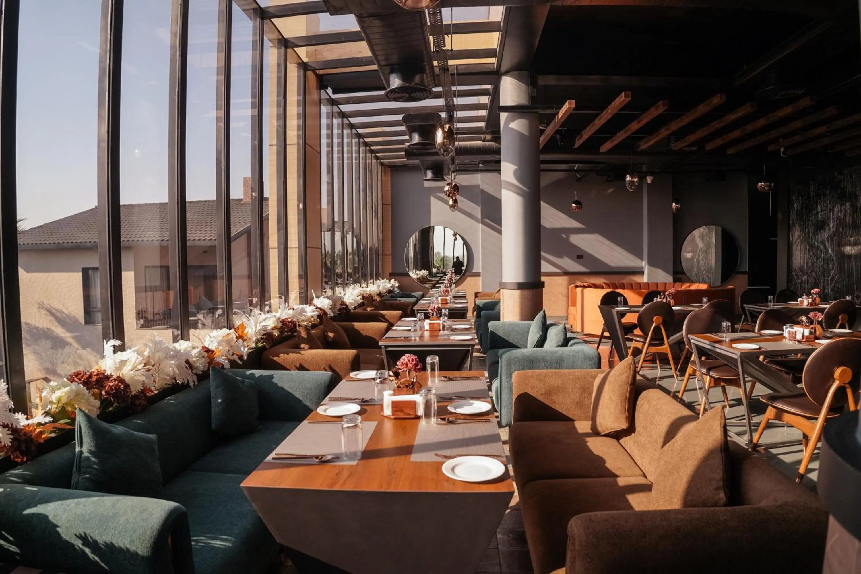 Restaurant/places to eat in Villasita Resort