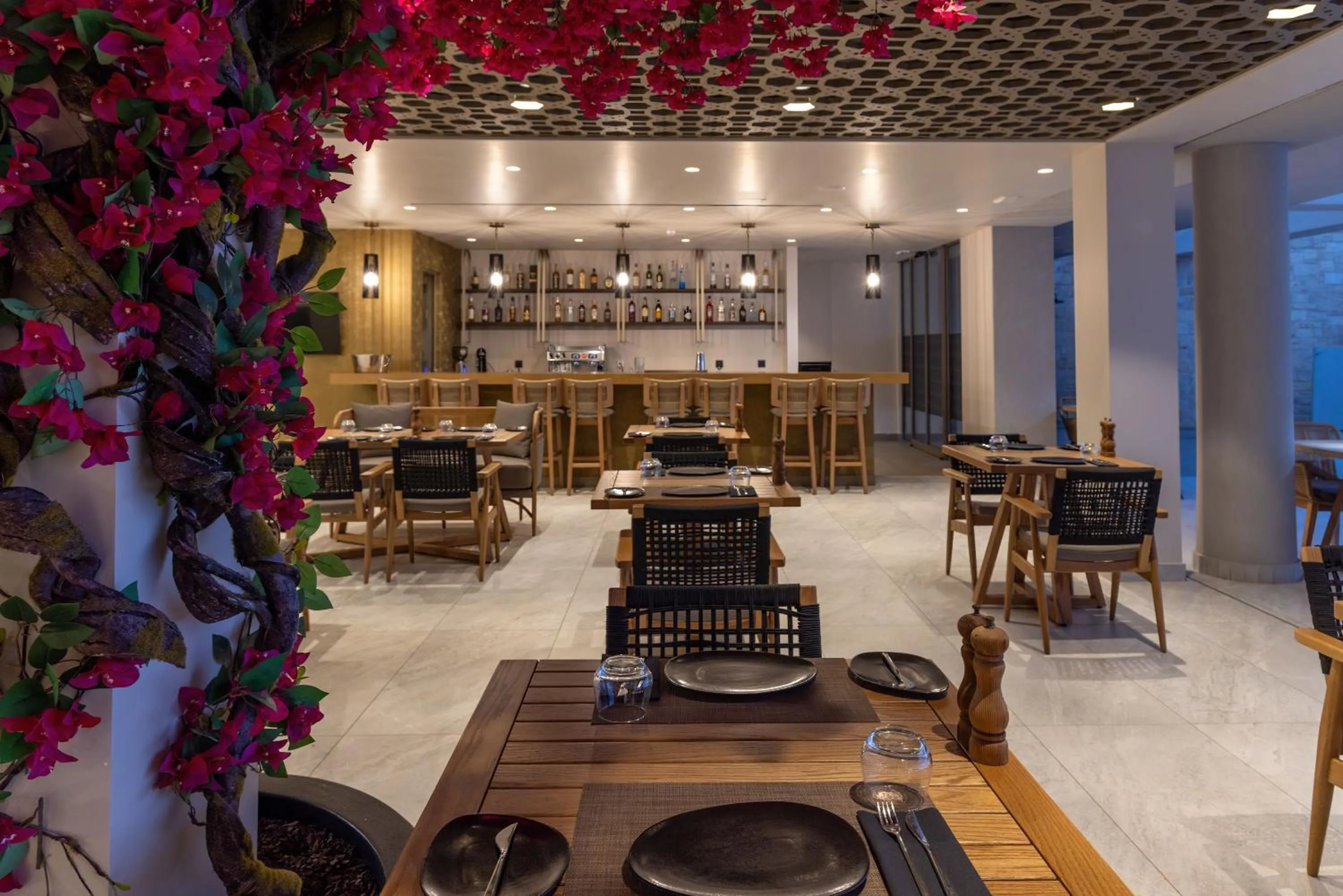 Restaurant/places to eat in Castello Boutique Suites by the sea - Adults Only