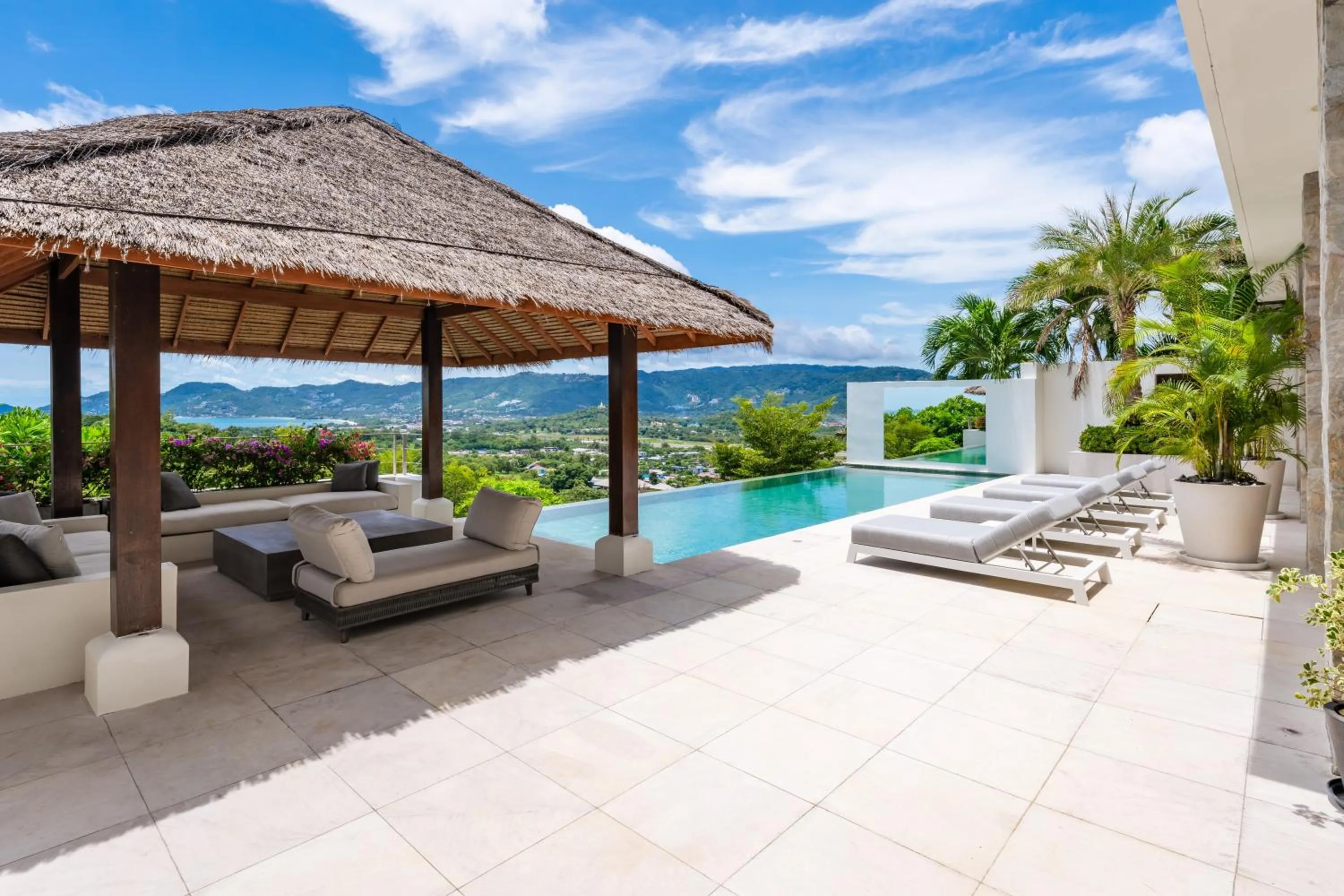 Villa Kohia, stunning sea views, breakfast, serviced daily, private dining service on request, North Chaweng