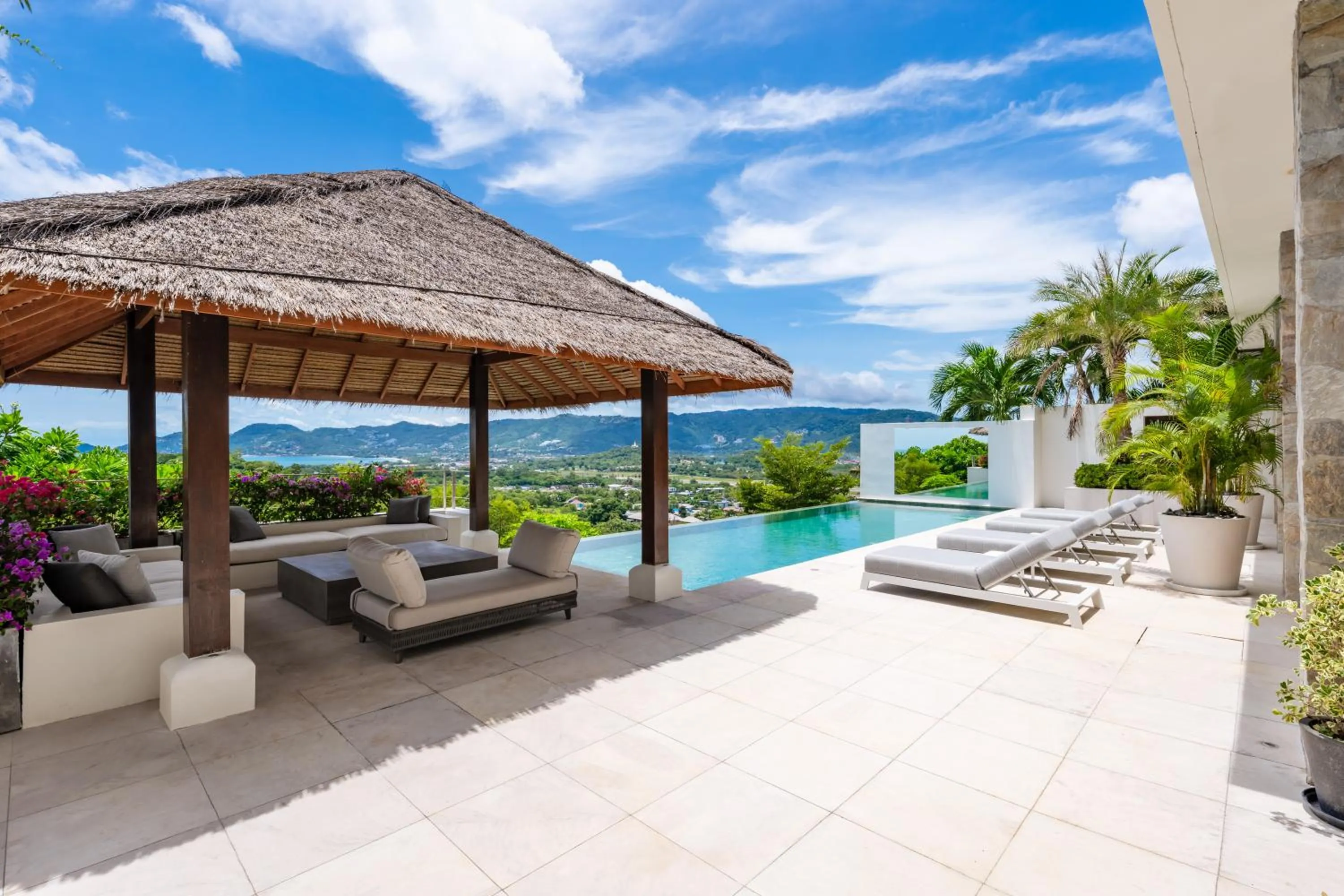 Property building in Villa Kohia, stunning sea views, breakfast, serviced daily, private dining service on request, North Chaweng