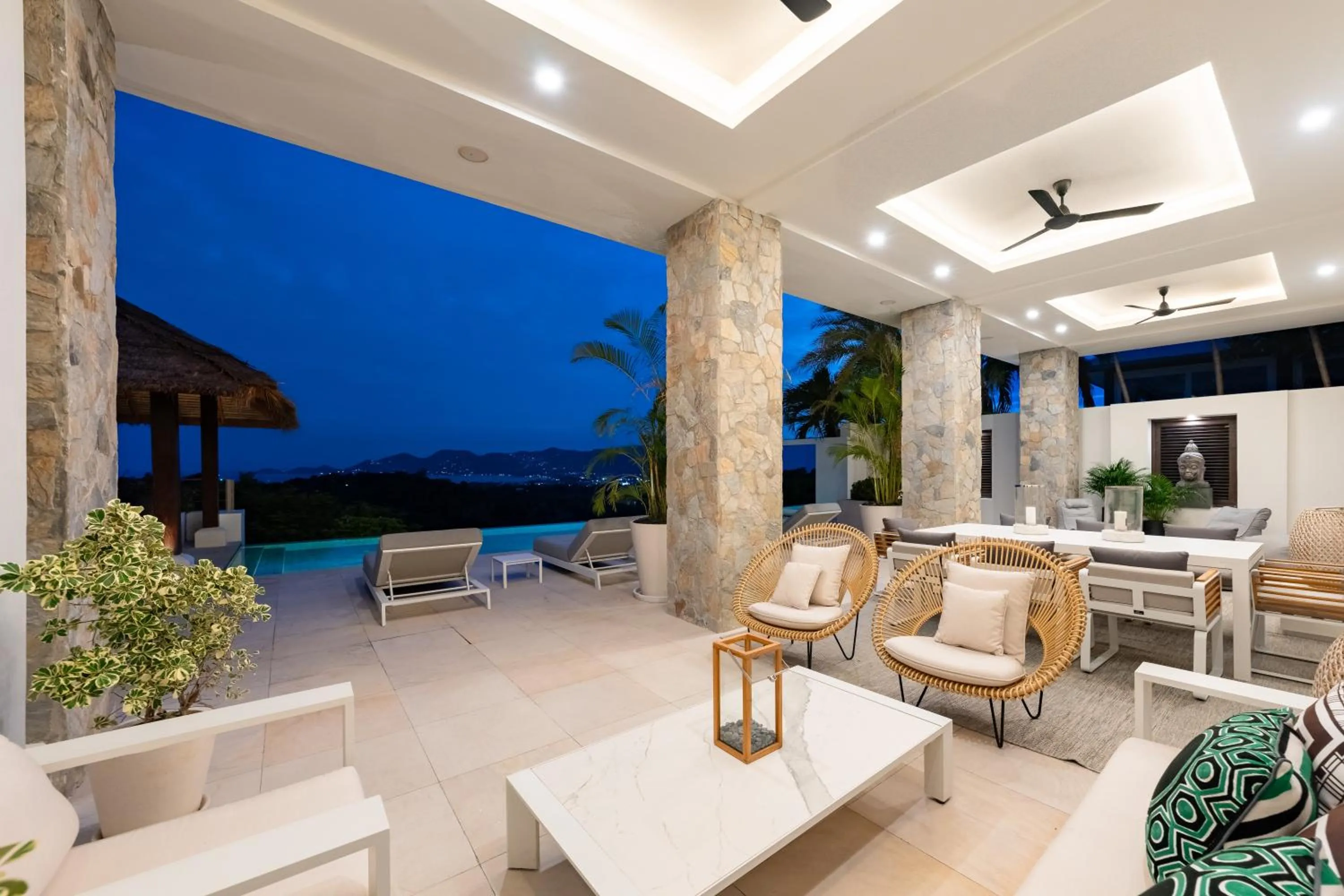 Villa Kohia, stunning sea views, breakfast, serviced daily, private dining service on request, North Chaweng