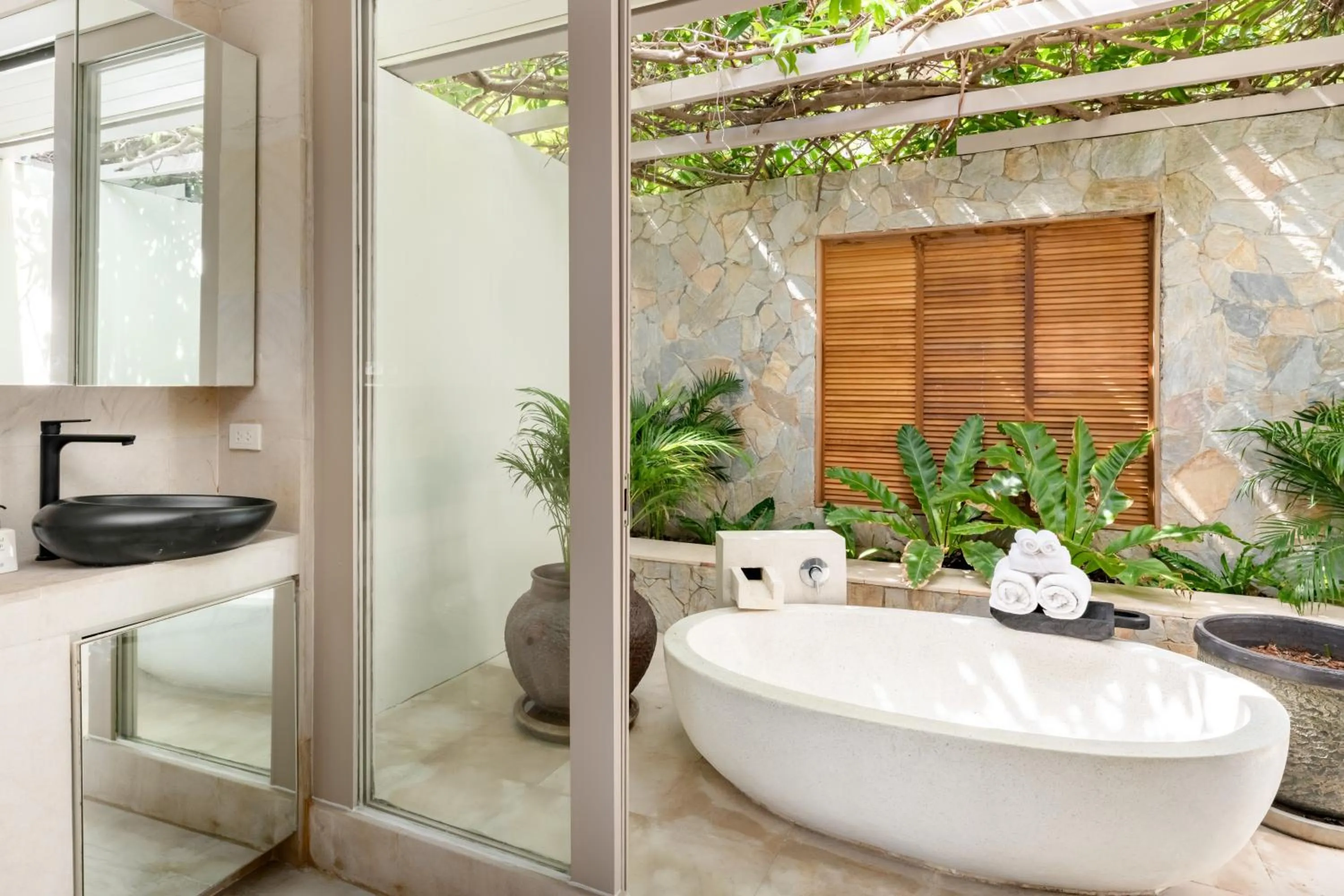 Villa Kohia, stunning sea views, breakfast, serviced daily, private dining service on request, North Chaweng