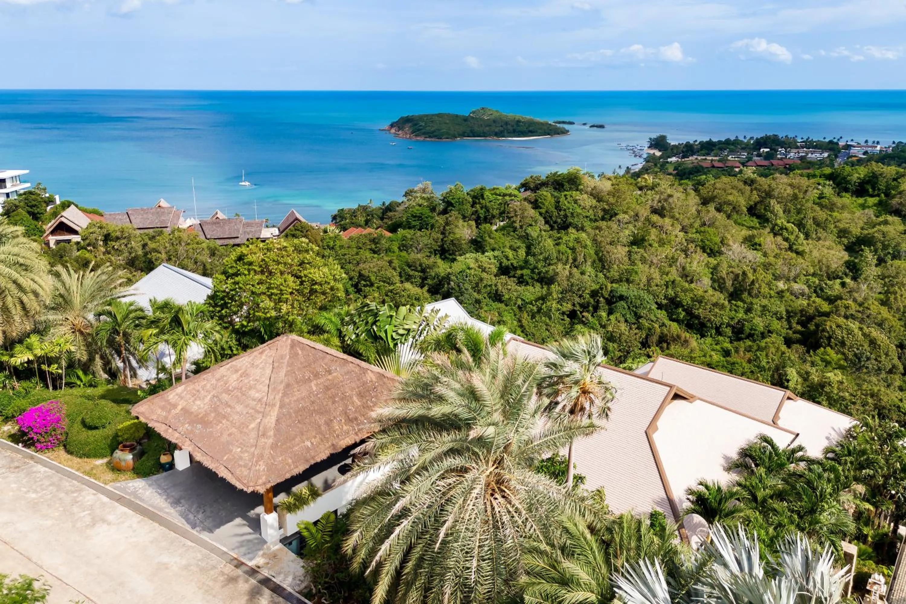 Property building in Villa Kohia, stunning sea views, breakfast, serviced daily, private dining service on request, North Chaweng