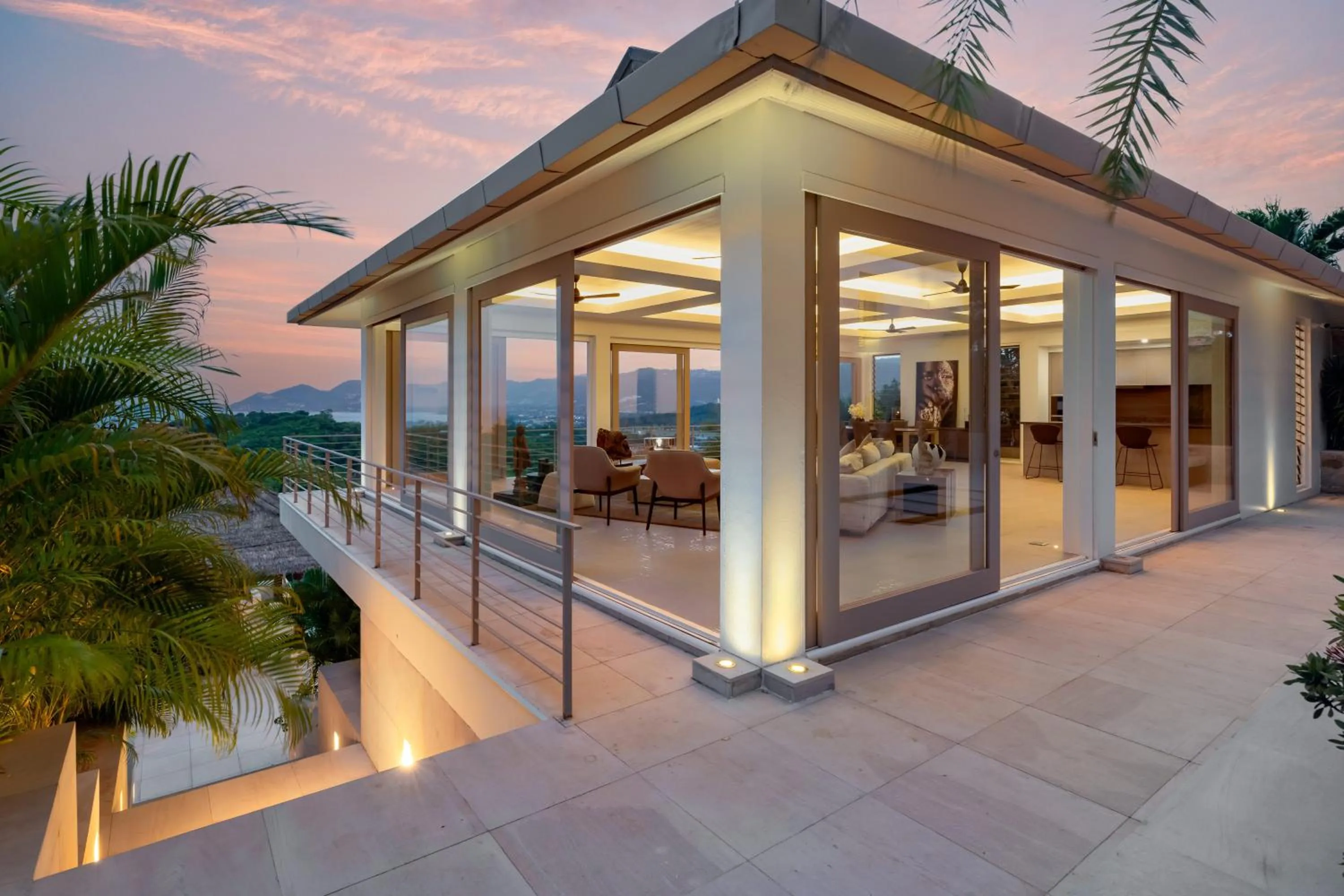 Villa Kohia, stunning sea views, breakfast, serviced daily, private dining service on request, North Chaweng